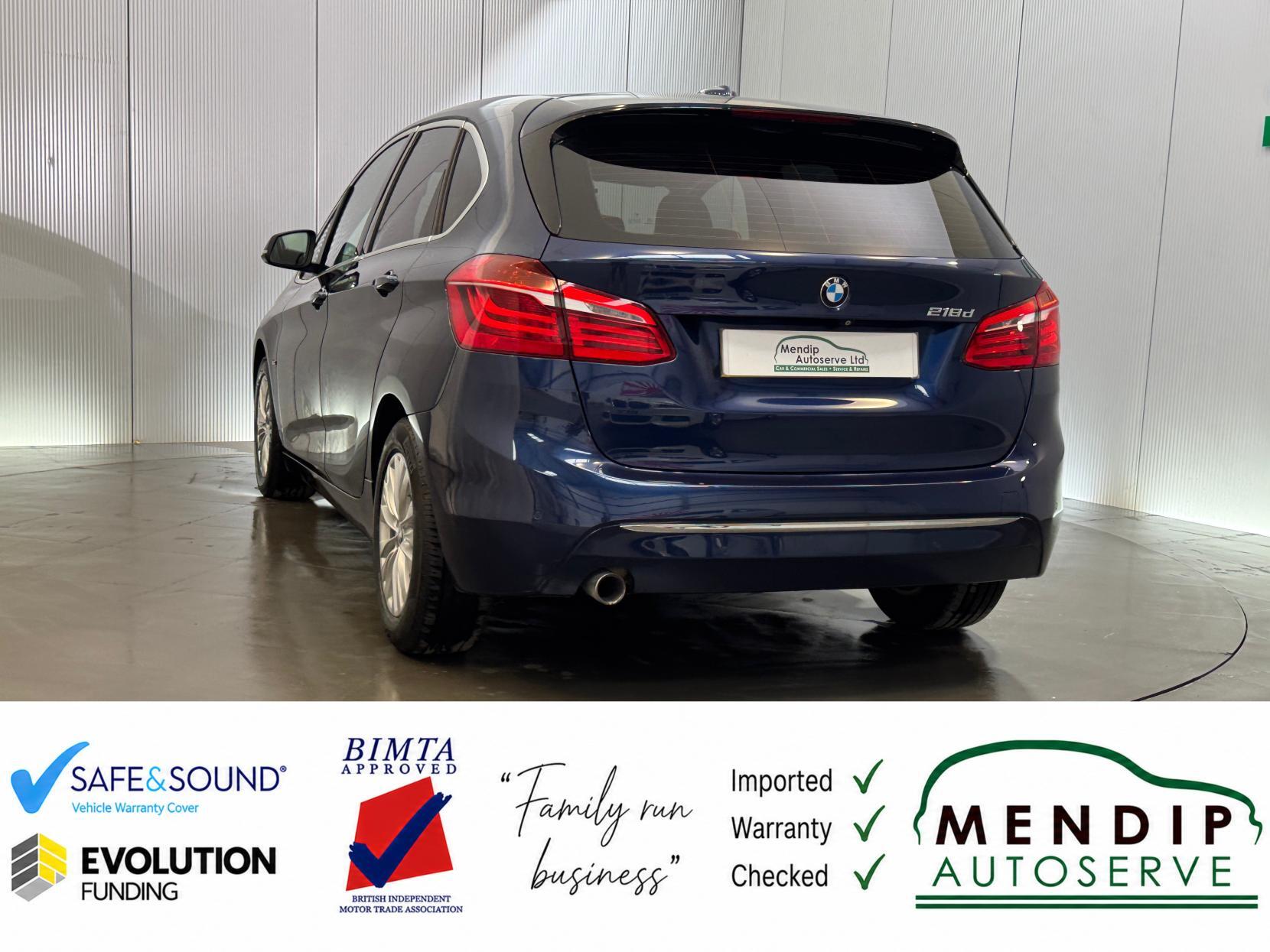 BMW 2 Series Active Tourer view 17