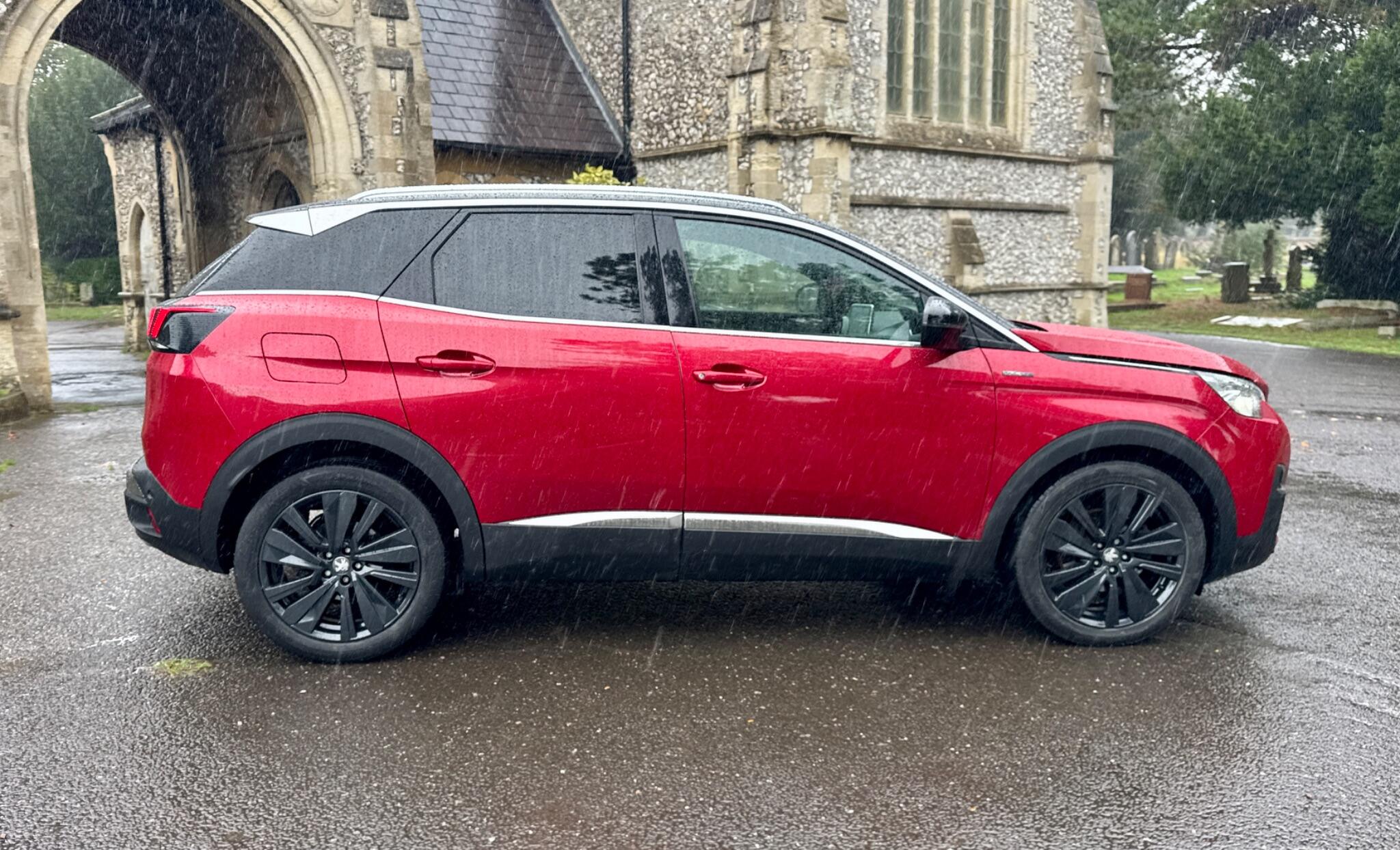 Peugeot 3008 view 16