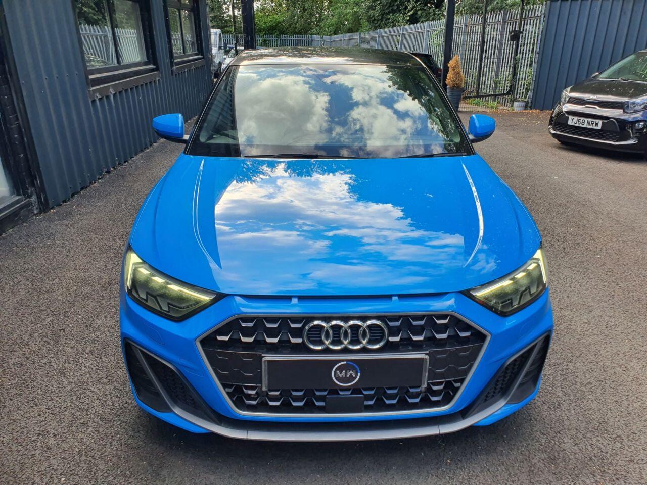 Audi A1 view 8