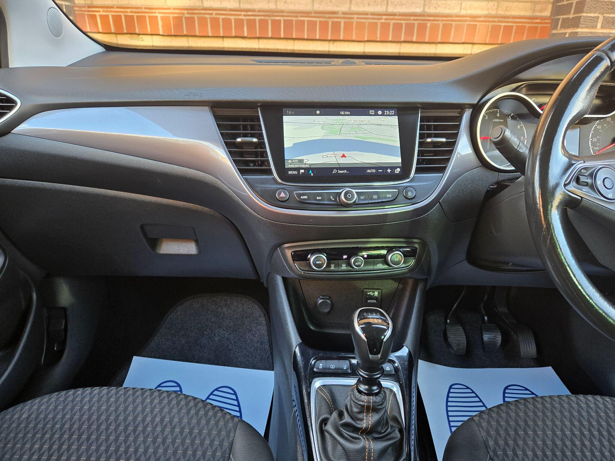 2019 Vauxhall Crossland X 1.2 Turbo GPF Tech Line Nav Euro 6 (s/s) 5dr • 85,000 miles image 11