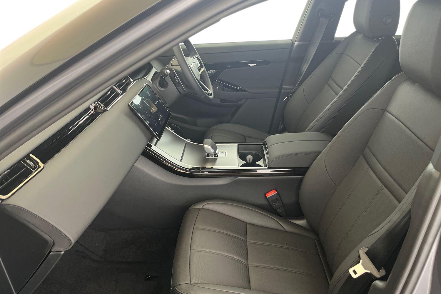 Land Rover Range Rover Evoque view 3