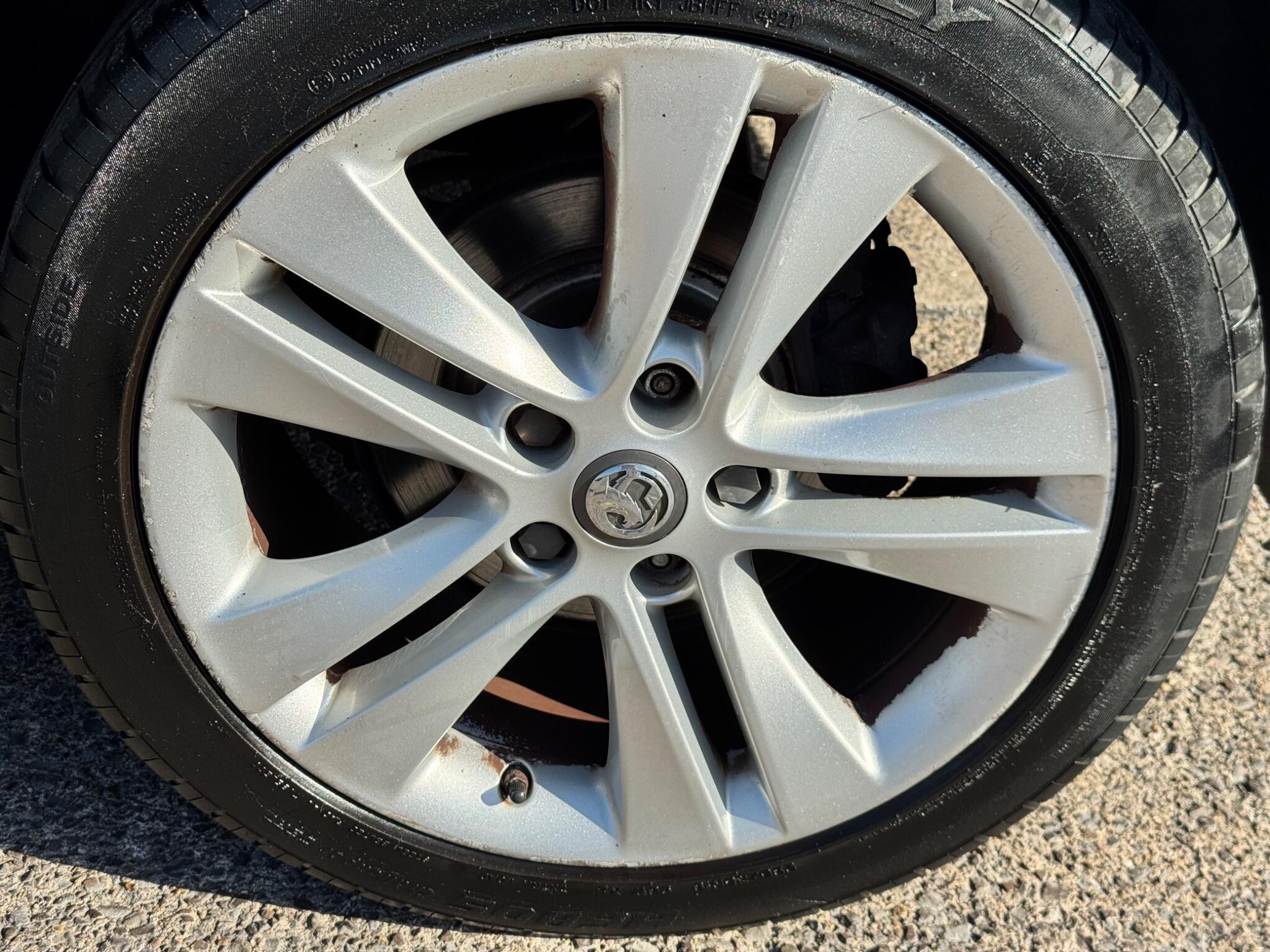 Vauxhall Zafira Tourer view 43