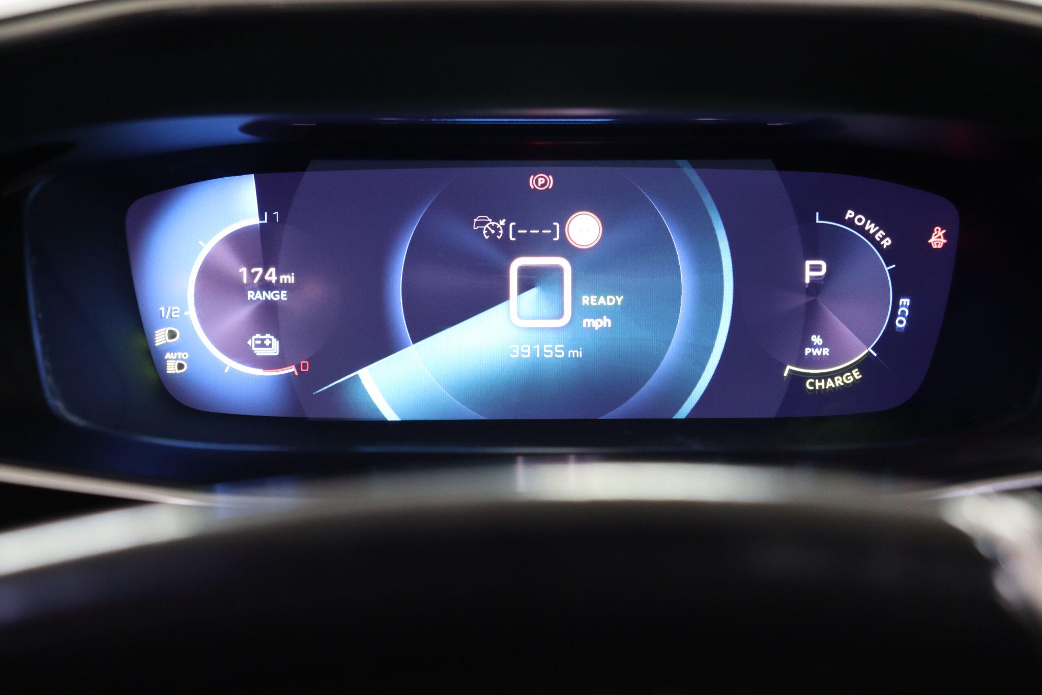 Peugeot E-208 view 42