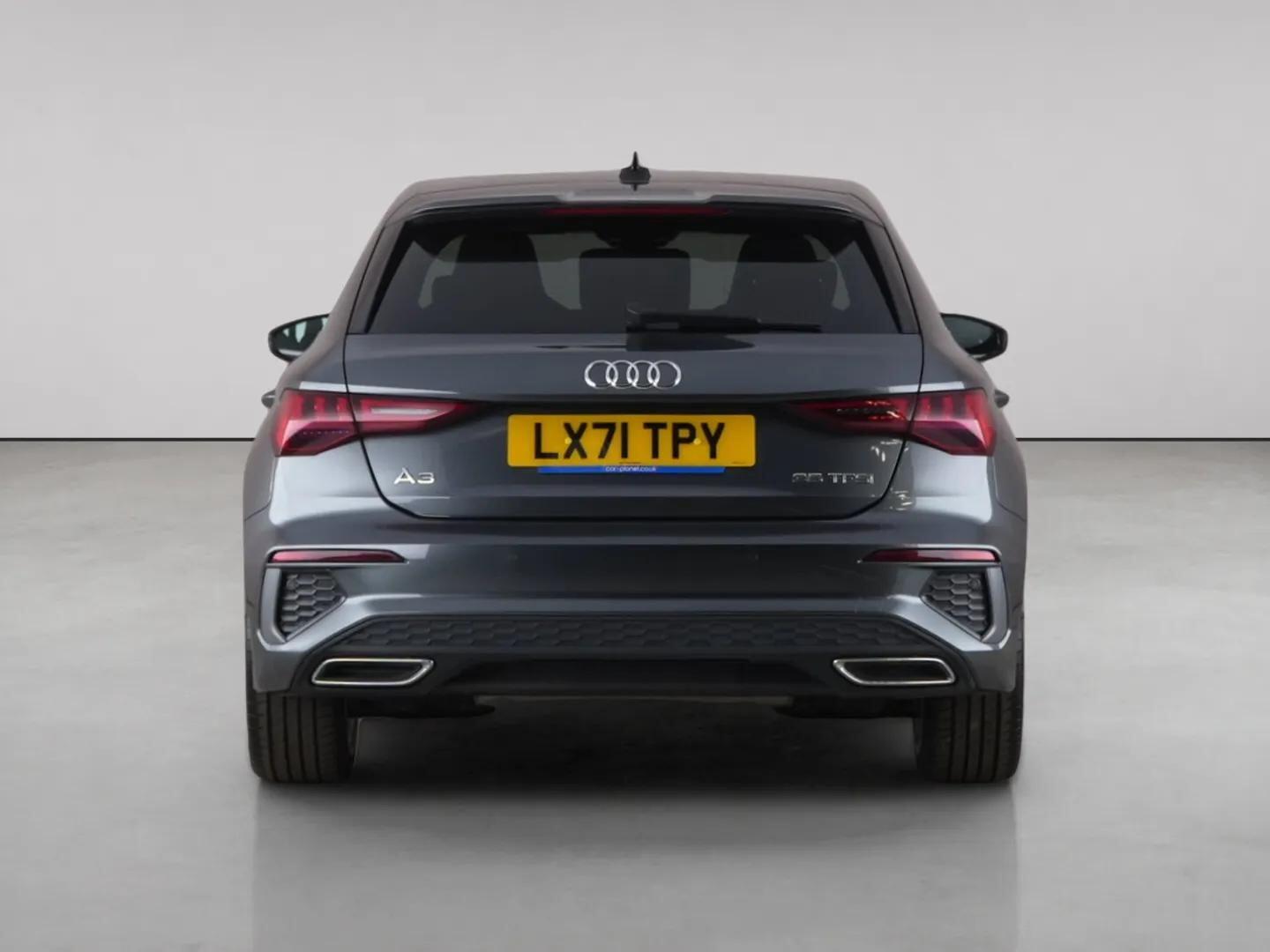 Audi A3 view 7