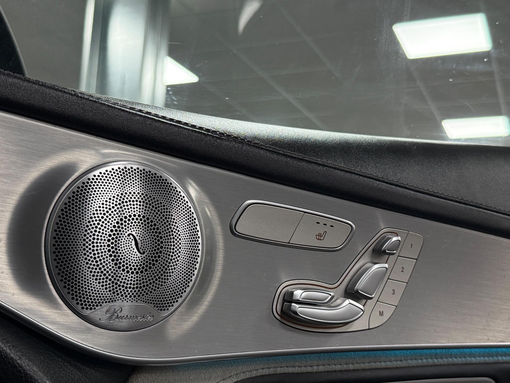Mercedes-Benz GLC view 22