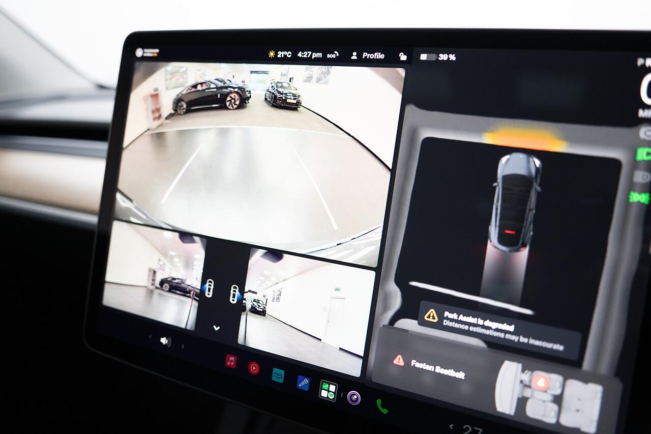 Tesla Model Y view 18