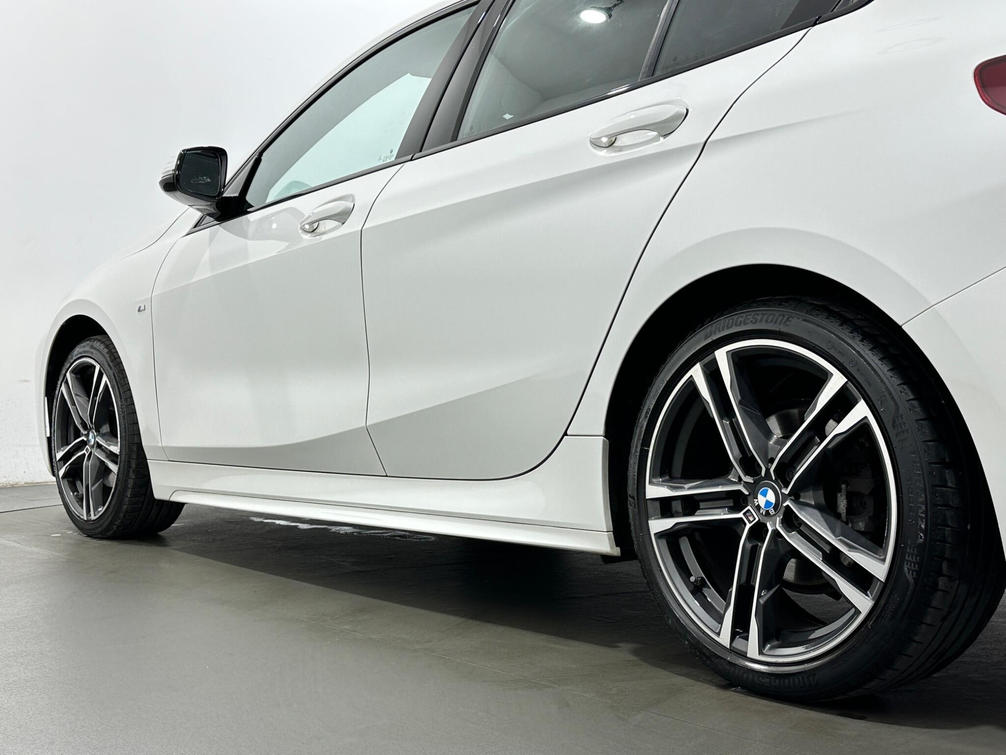 BMW 1 Series view 51