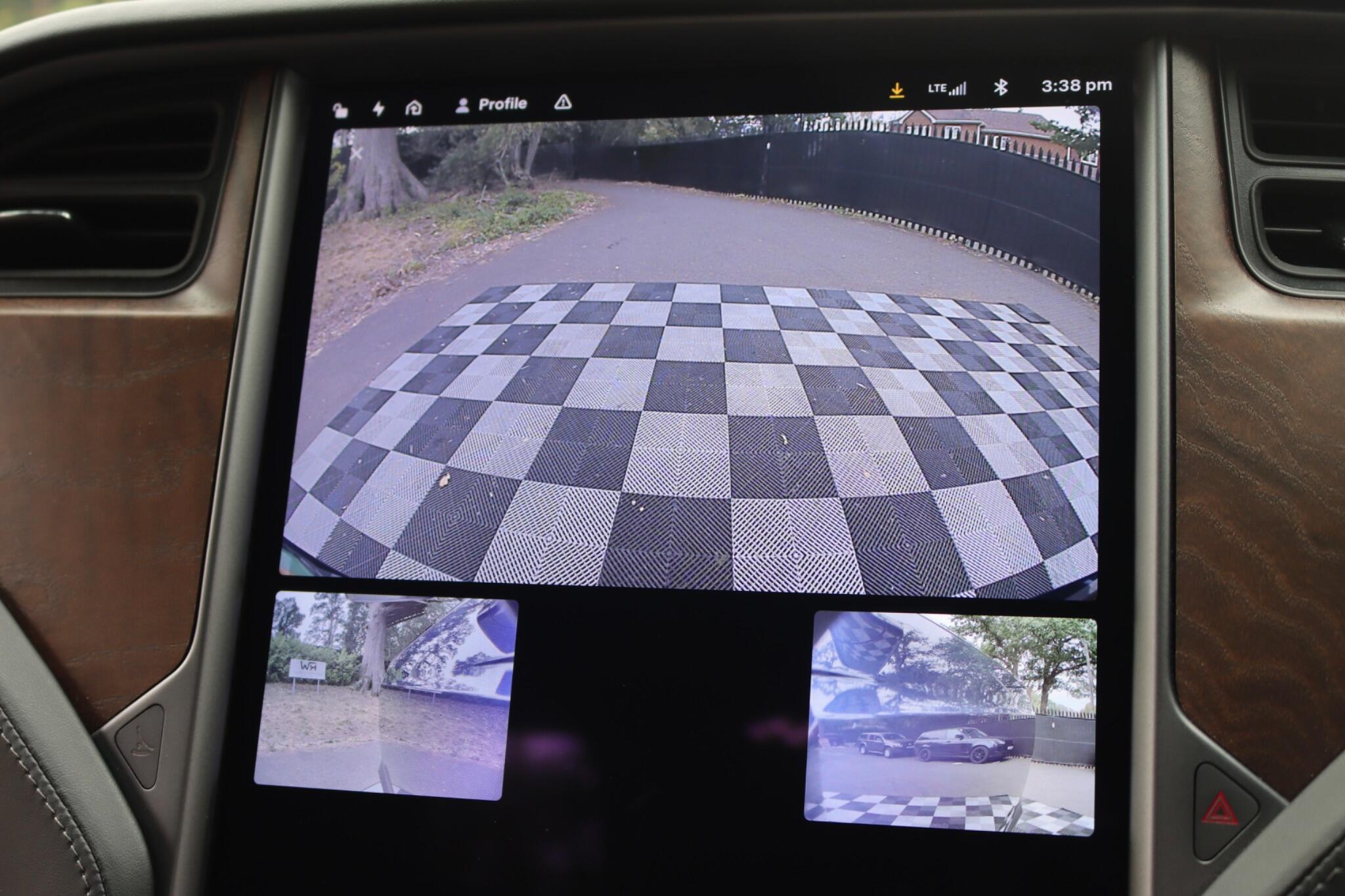 Tesla Model X view 60
