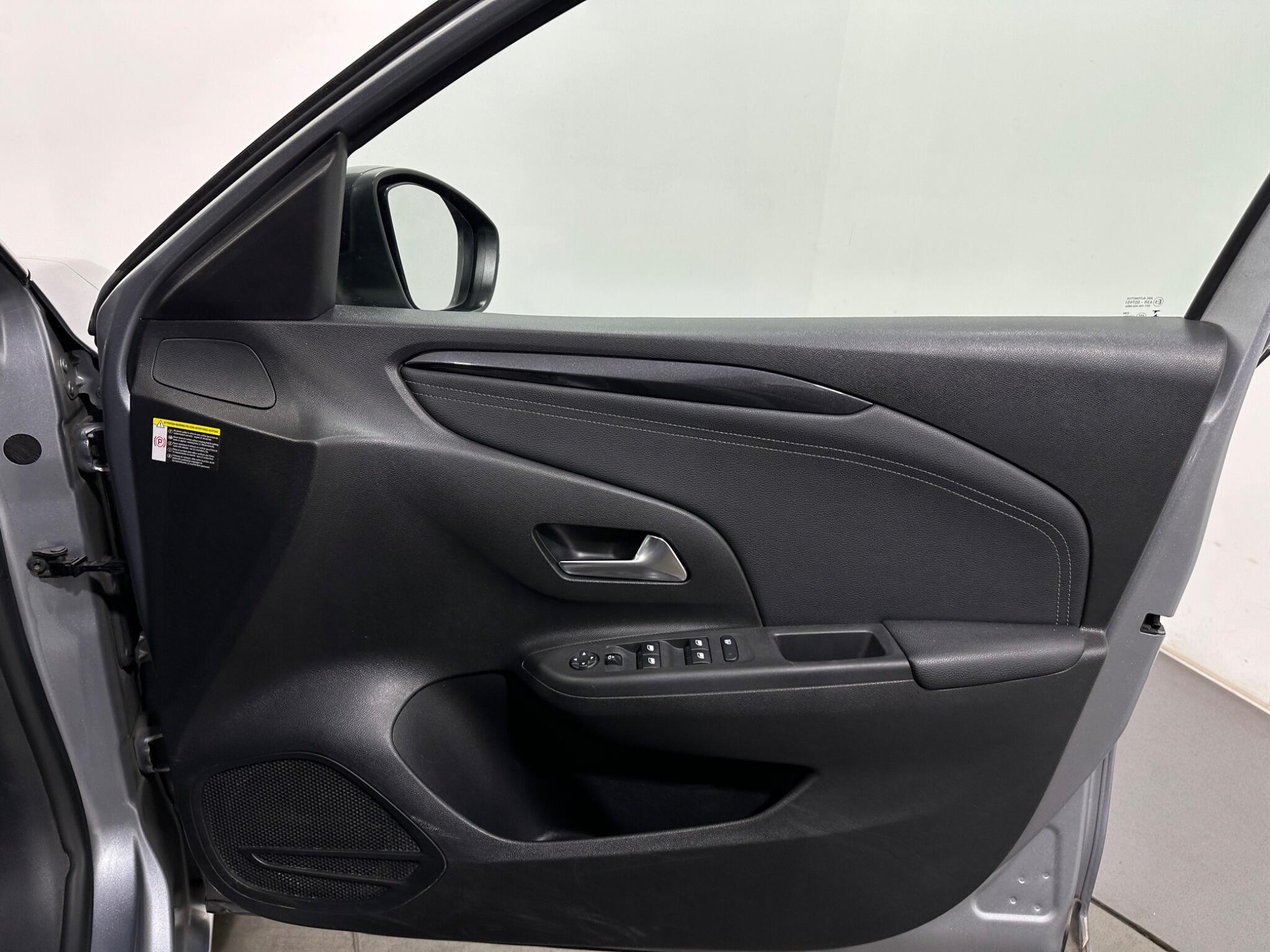 Vauxhall Corsa view 35