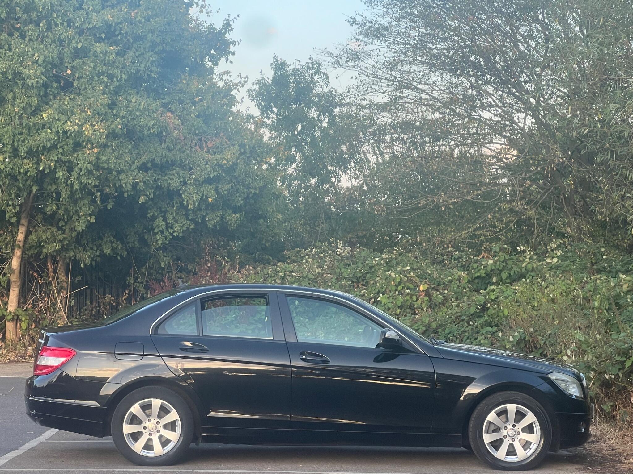 Mercedes-Benz C-Class view 7