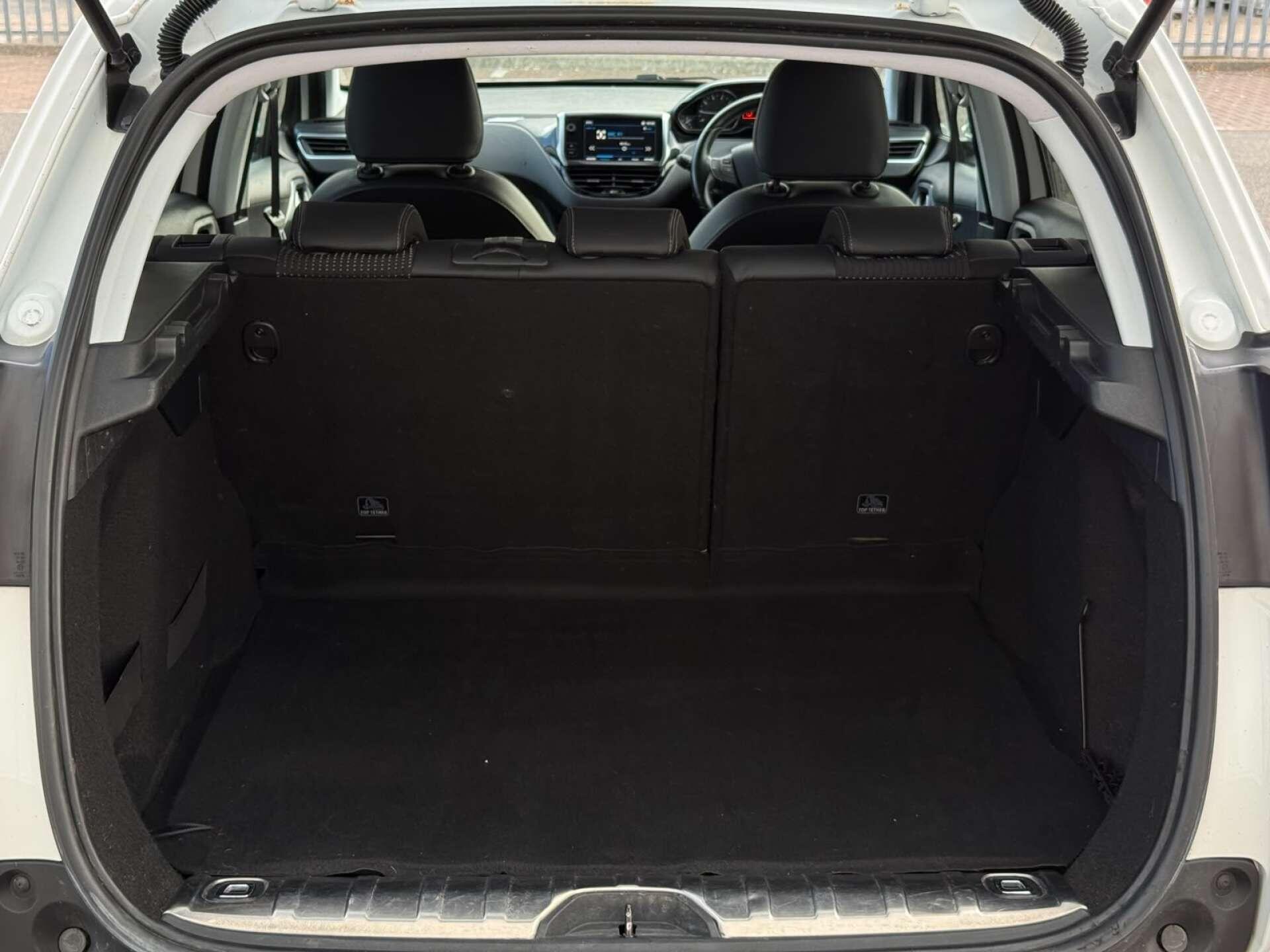 Peugeot 2008 view 31