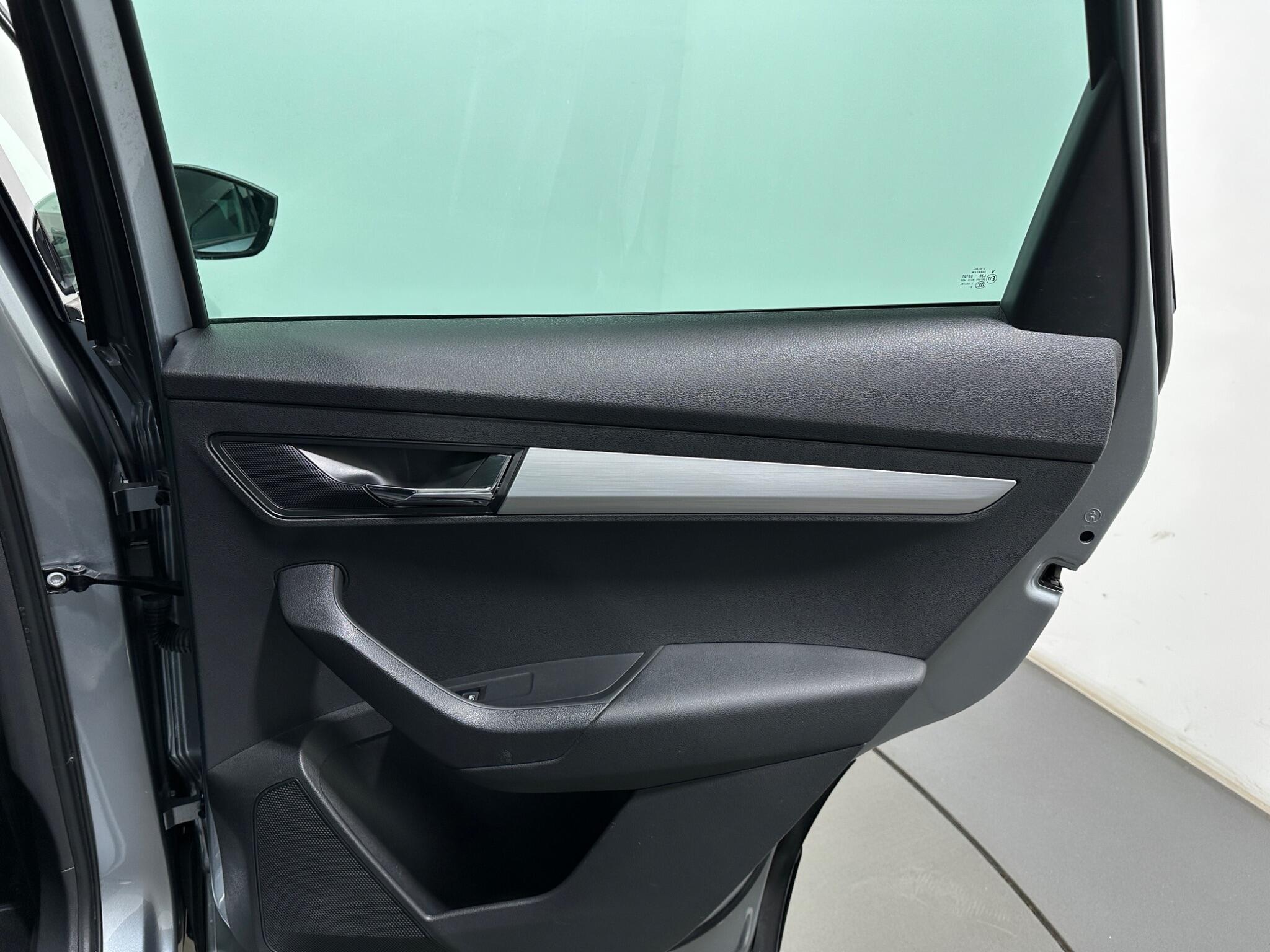 Skoda Karoq view 42