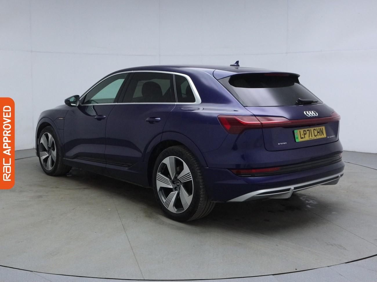 Audi E-Tron view 5