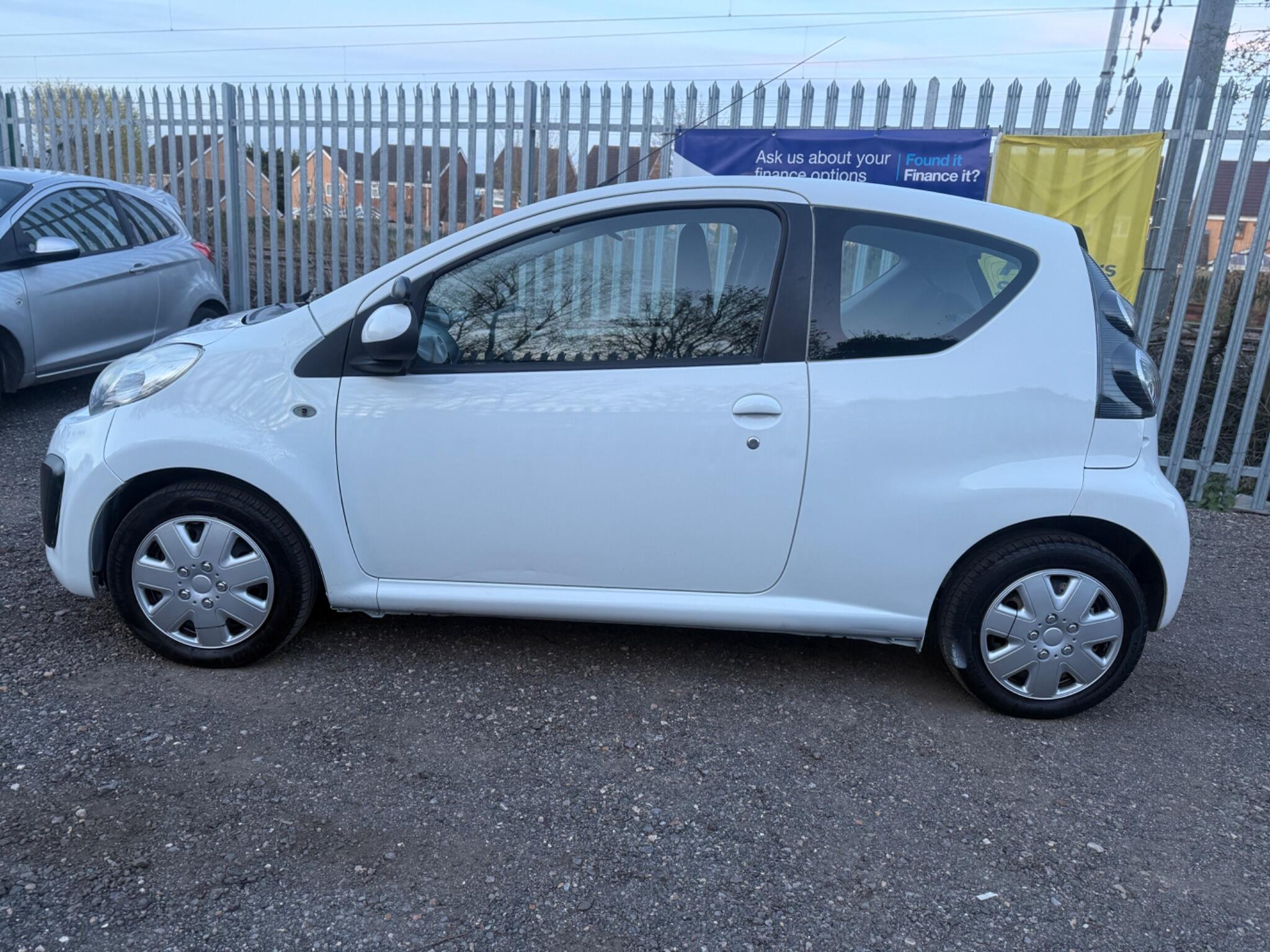 2013 Citroen C1 image 5