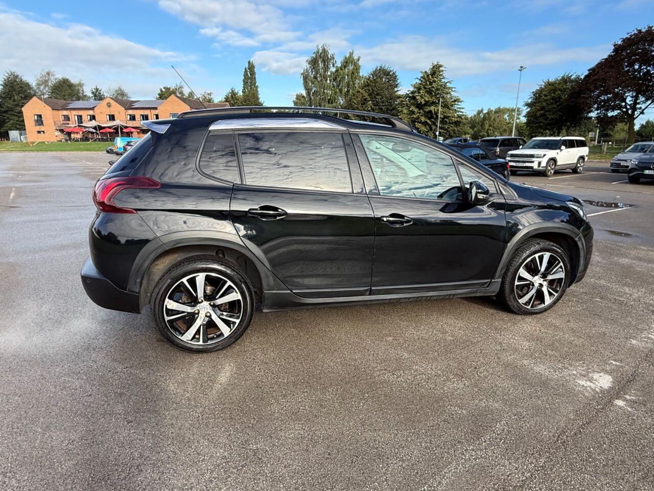 Peugeot 2008 view 44