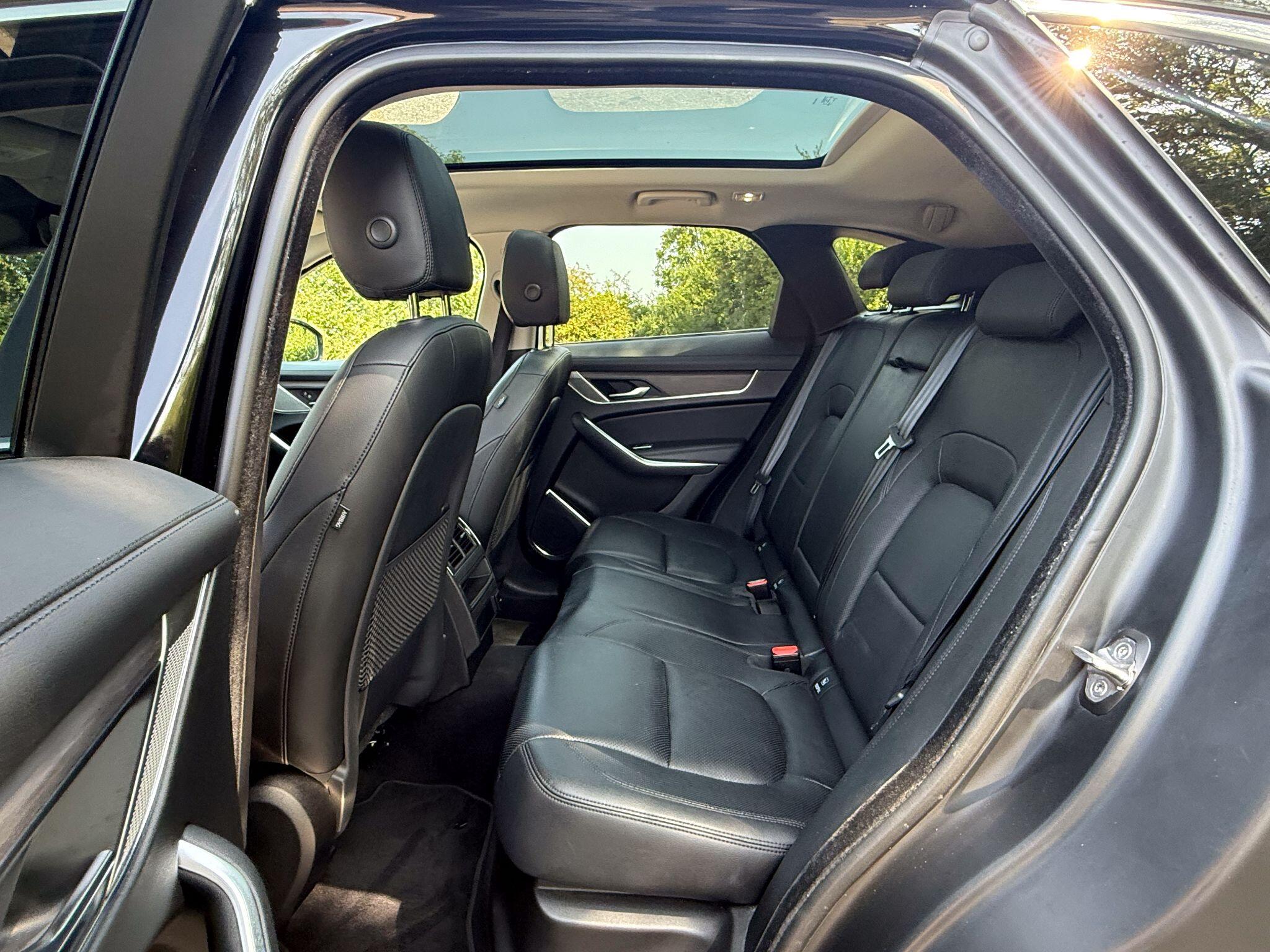 Jaguar F-Pace view 12