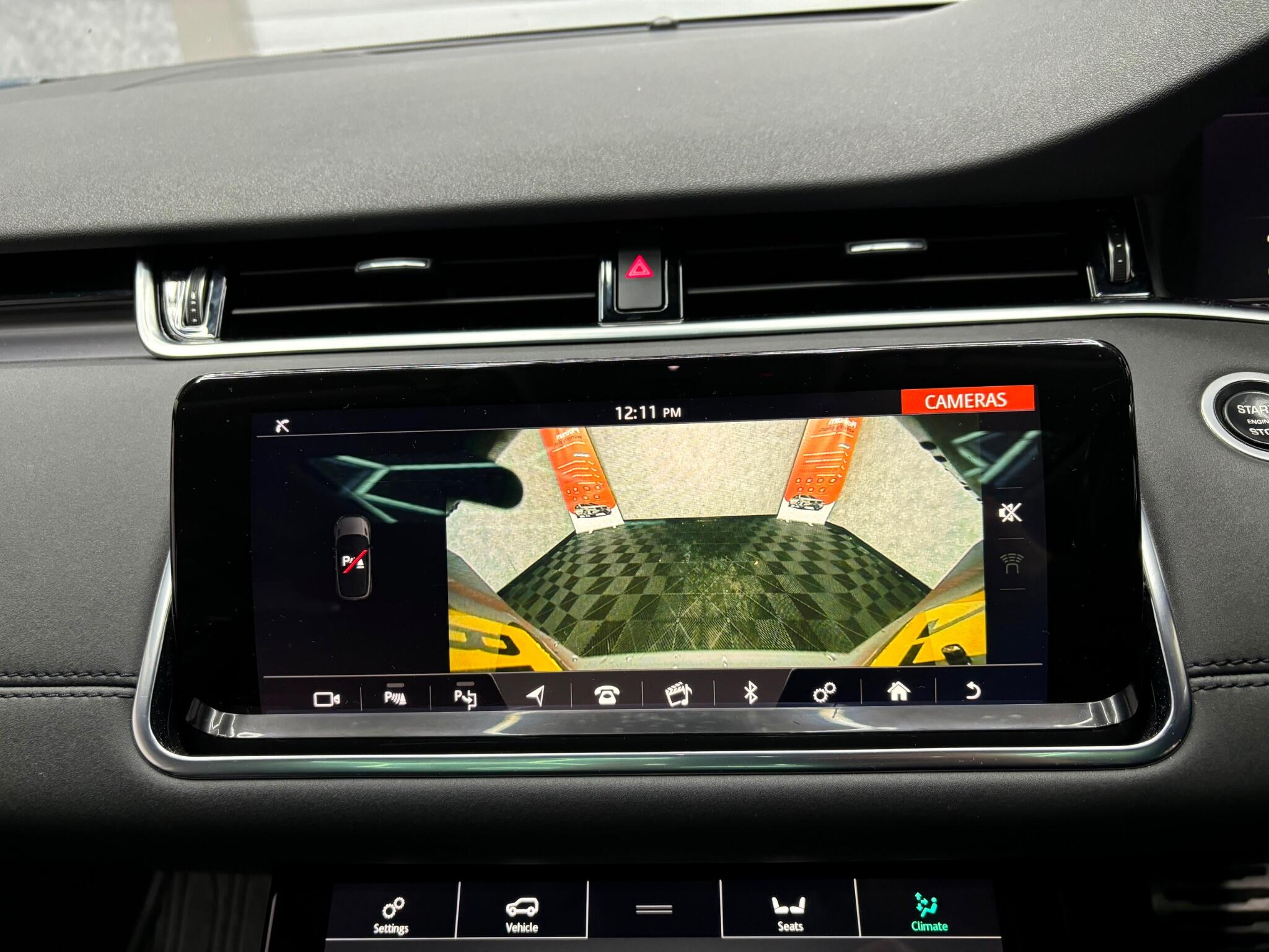 Land Rover Range Rover Evoque view 16