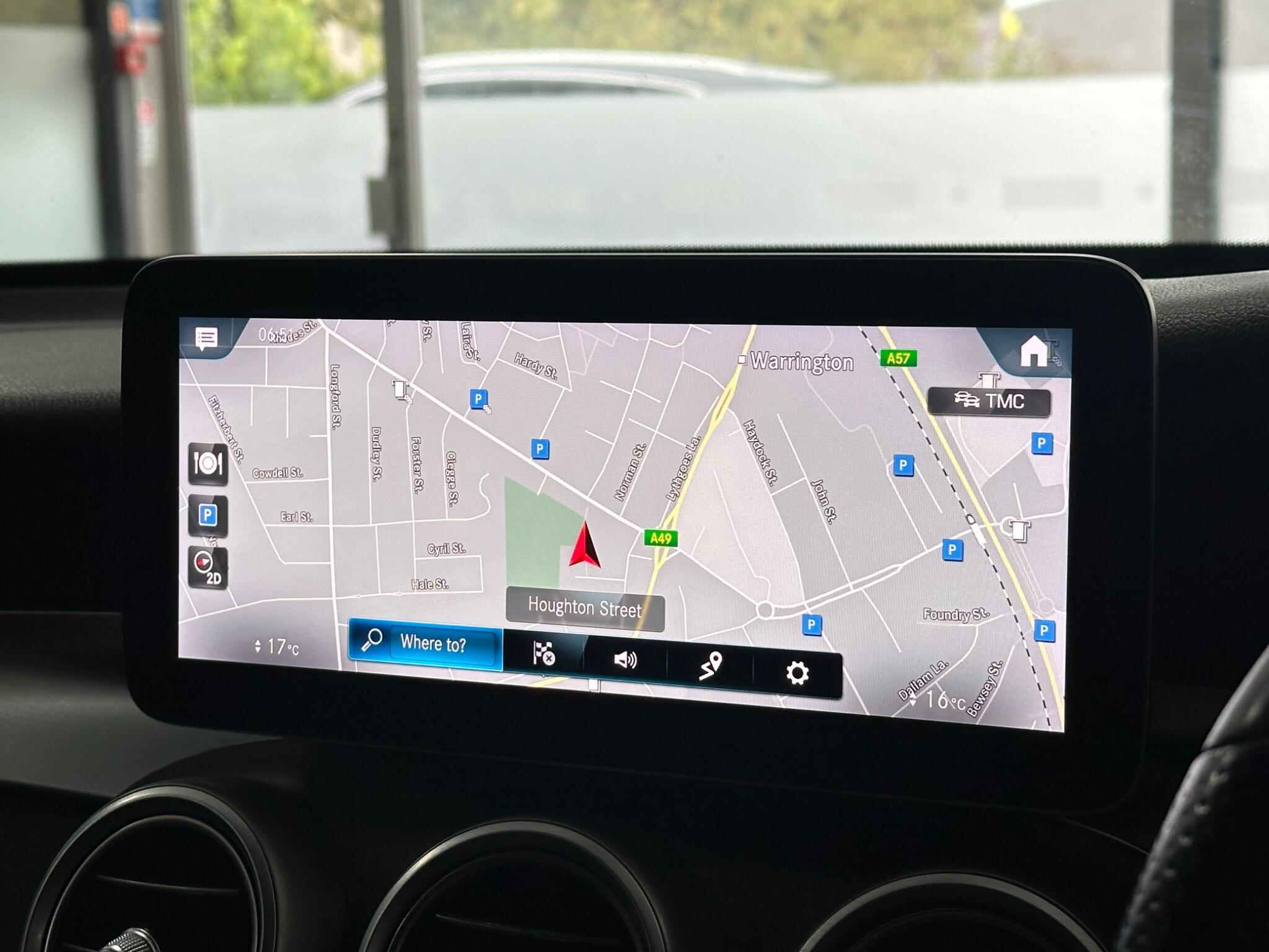 Mercedes-Benz GLC view 29