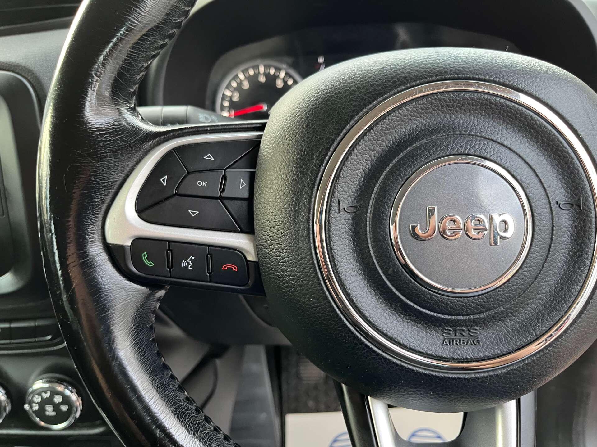 Jeep Renegade view 46