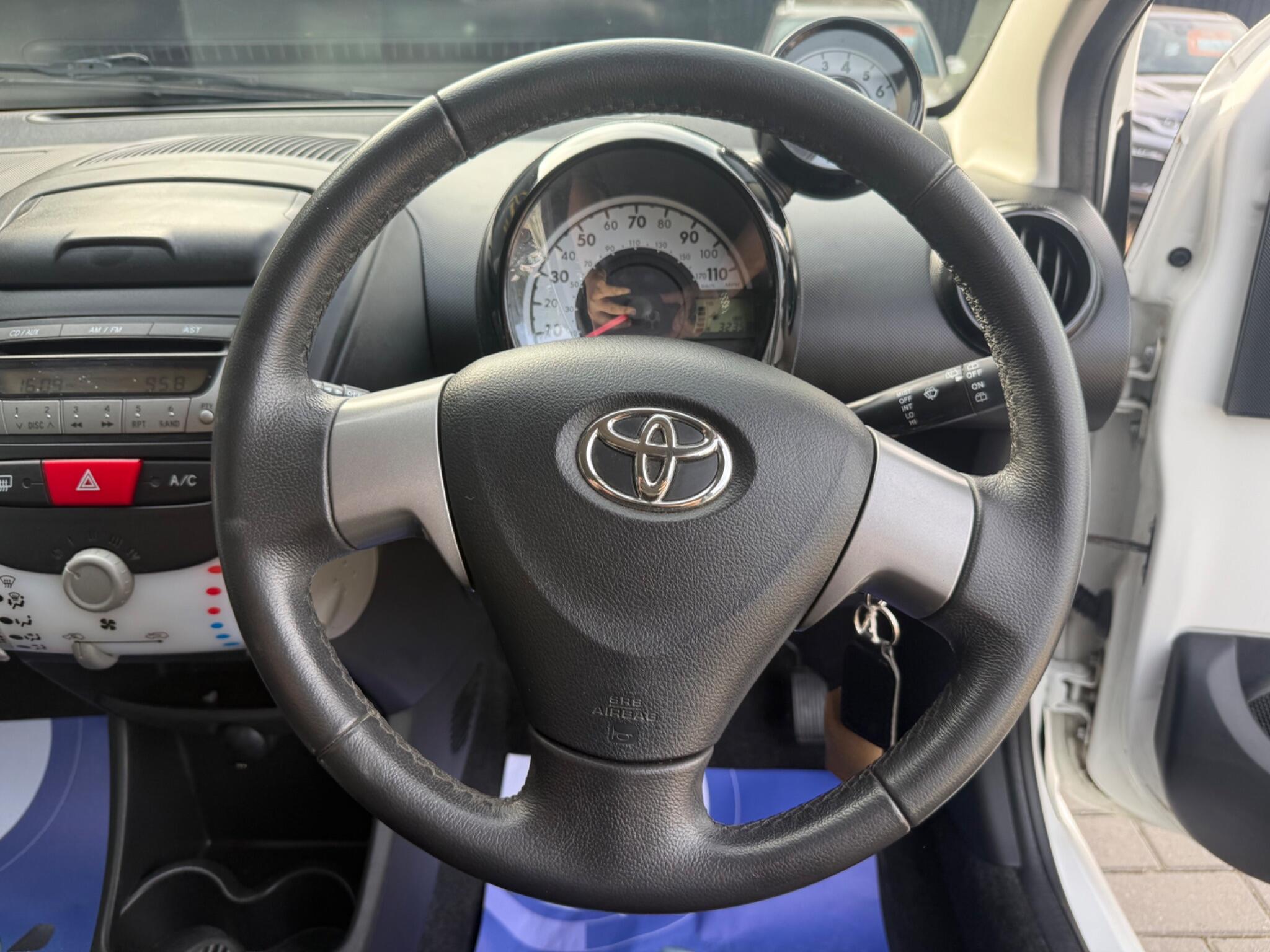 Toyota Aygo view 27