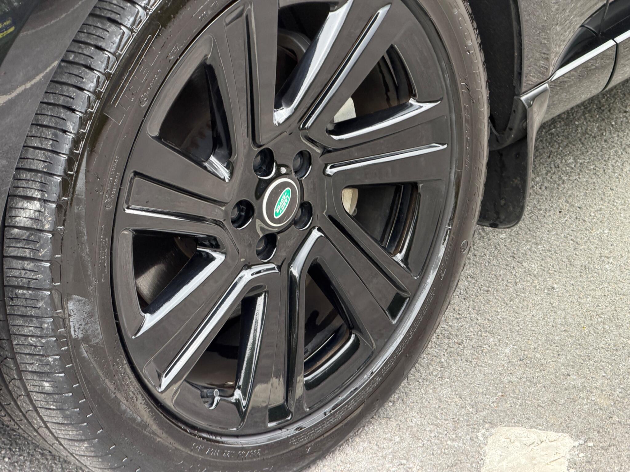 Land Rover Range Rover view 21
