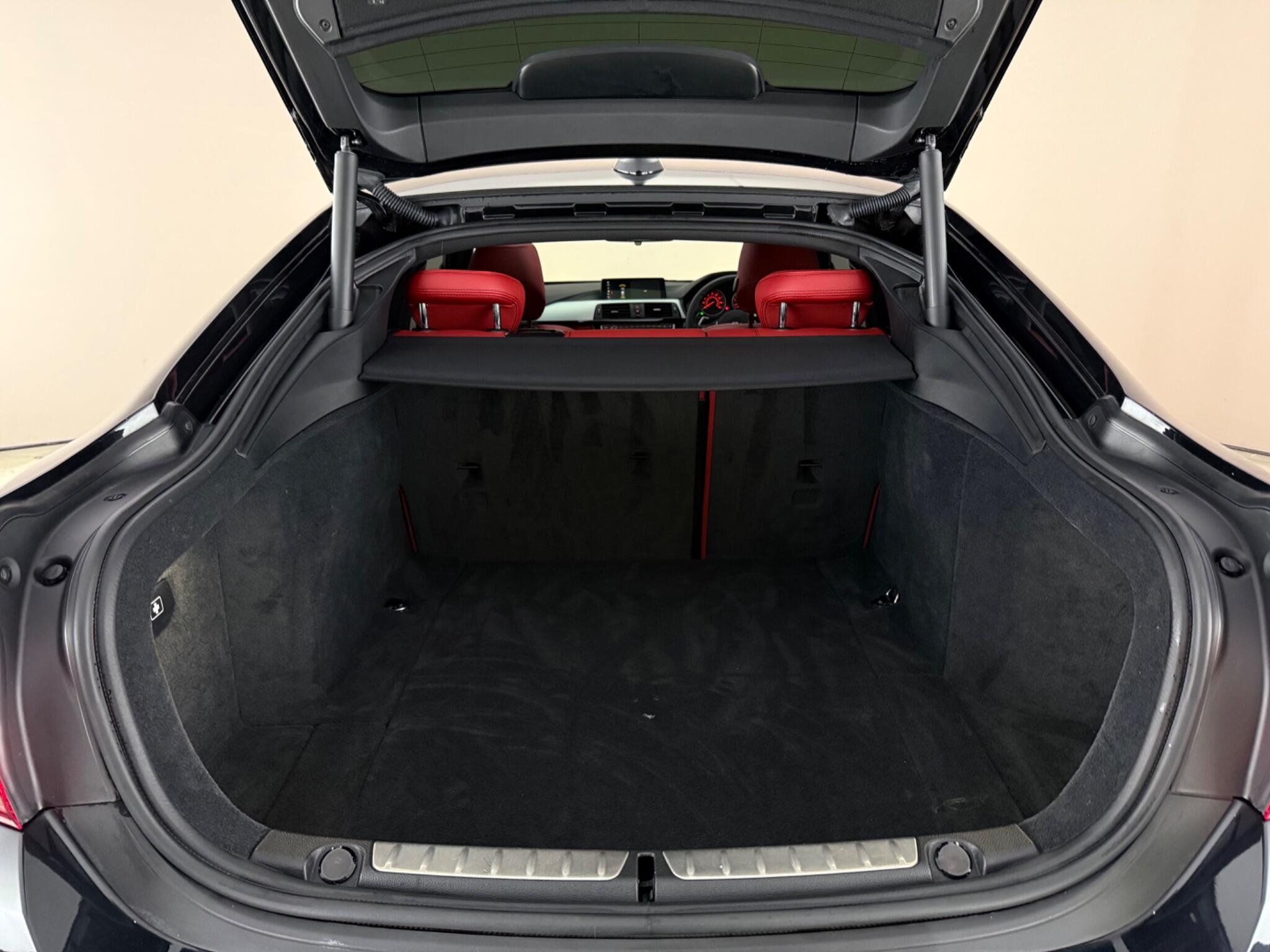 BMW 4 Series view 7