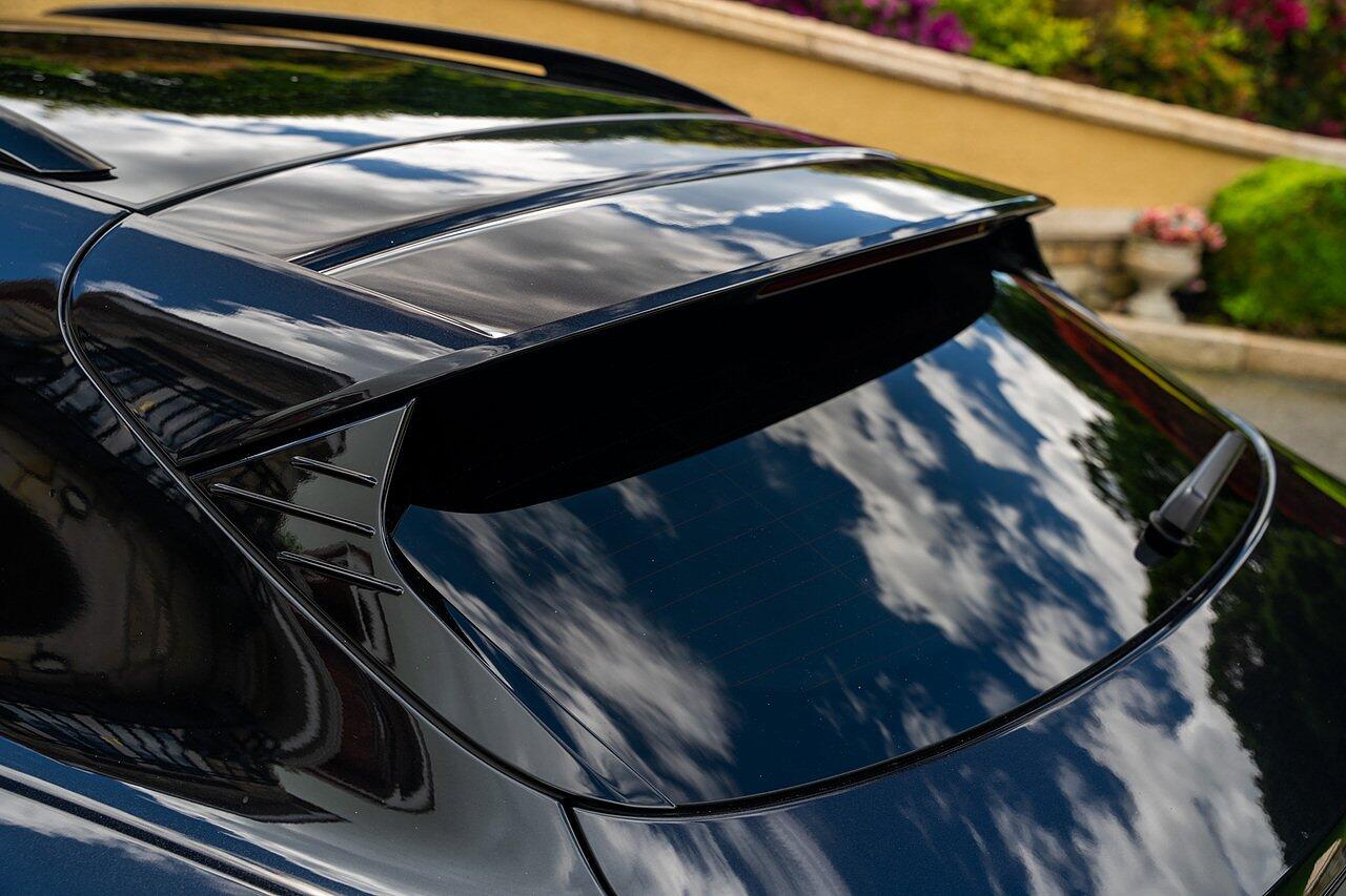 Porsche Taycan view 11