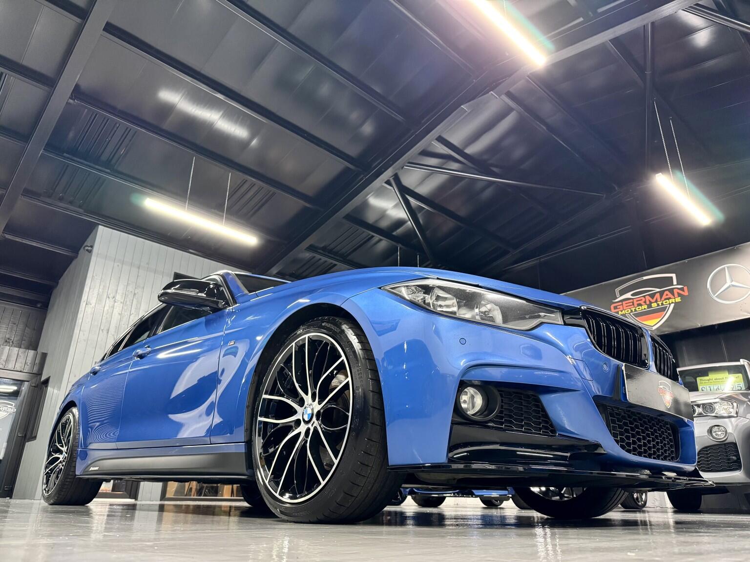 BMW 3 Series view 9