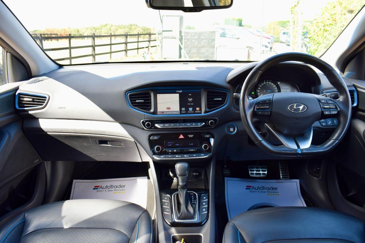 Hyundai Ioniq view 42