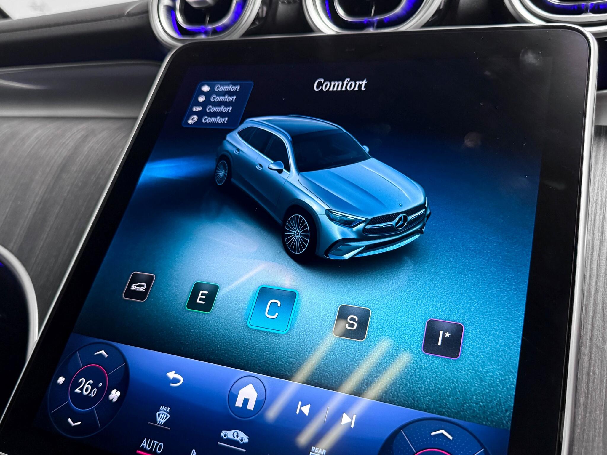 Mercedes-Benz GLC view 61