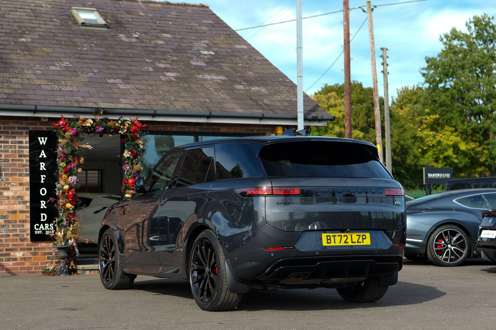 Land Rover Range Rover Sport view 6