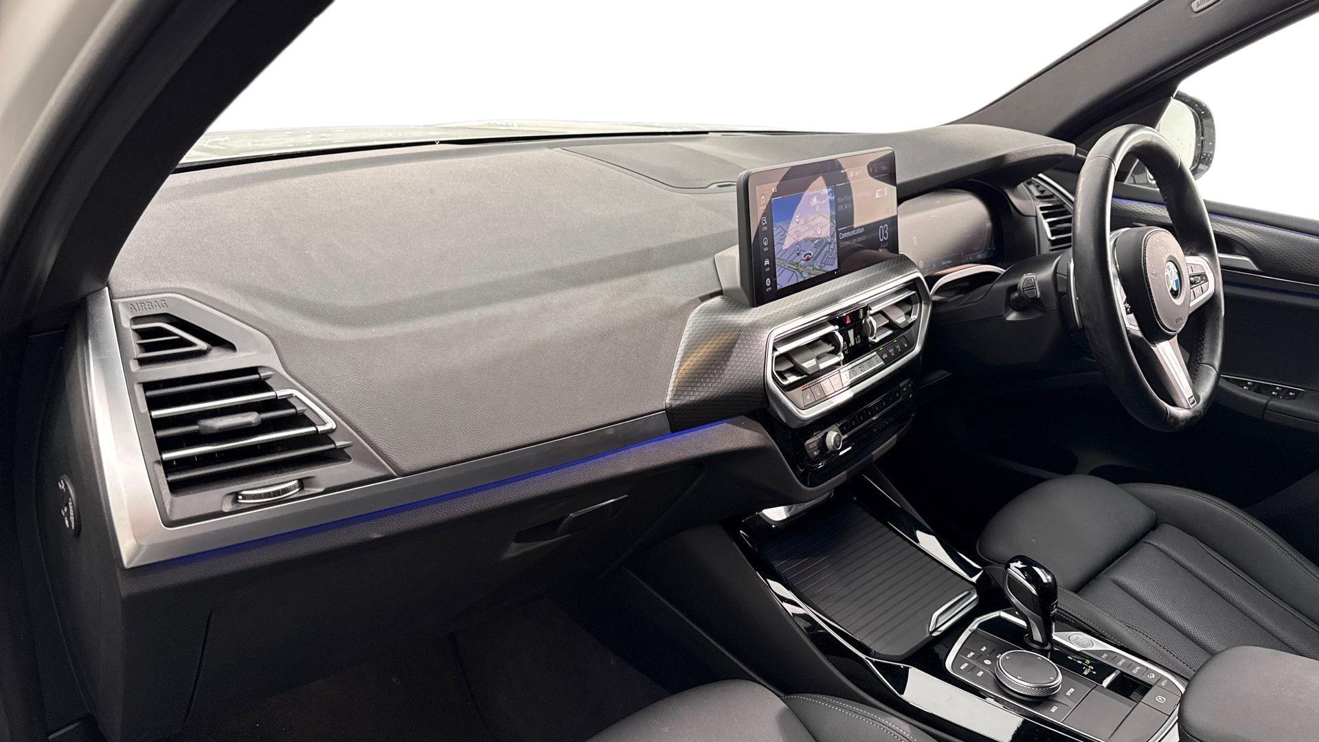 BMW X3 view 7