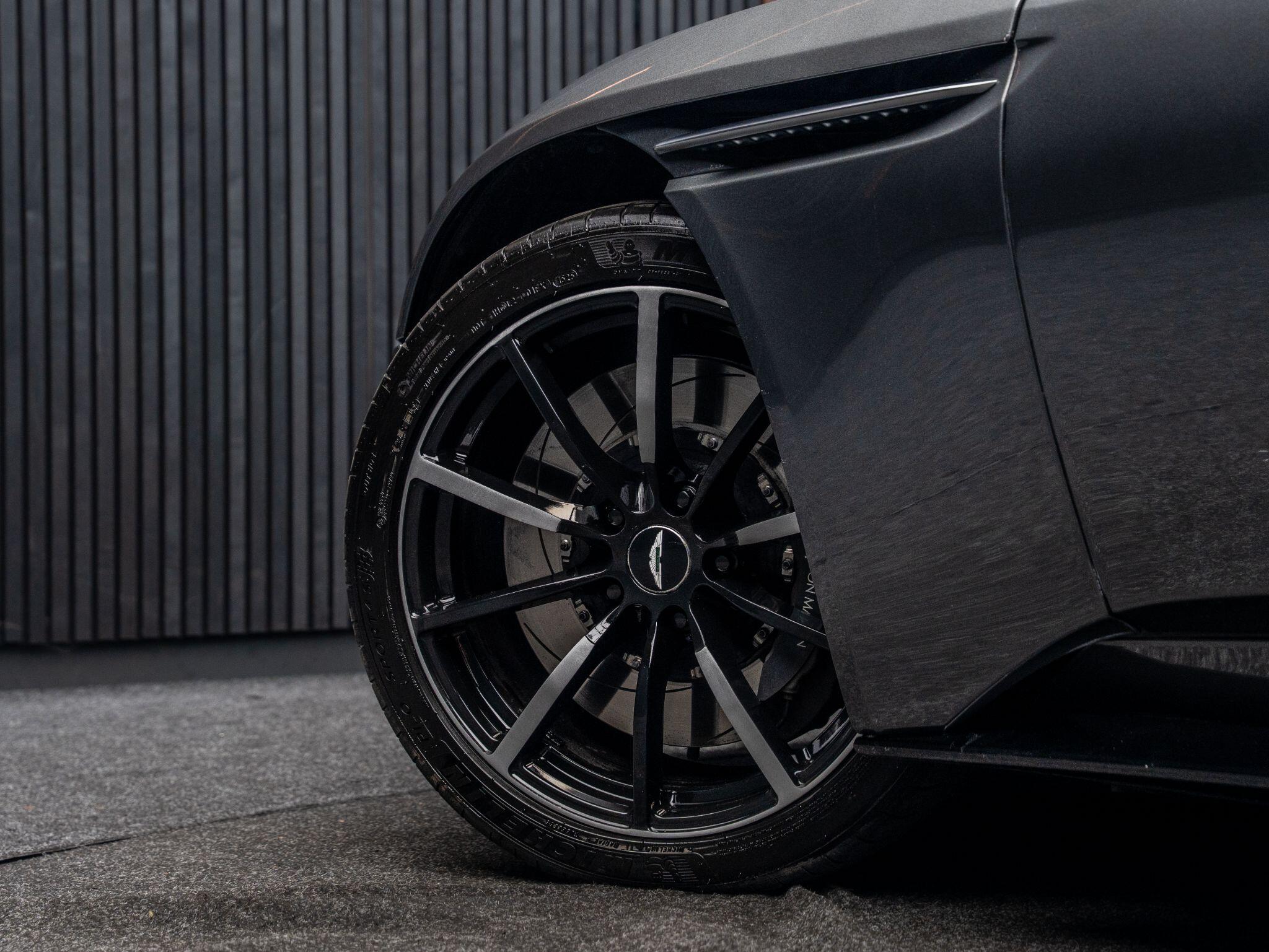 Aston Martin DB11 view 15