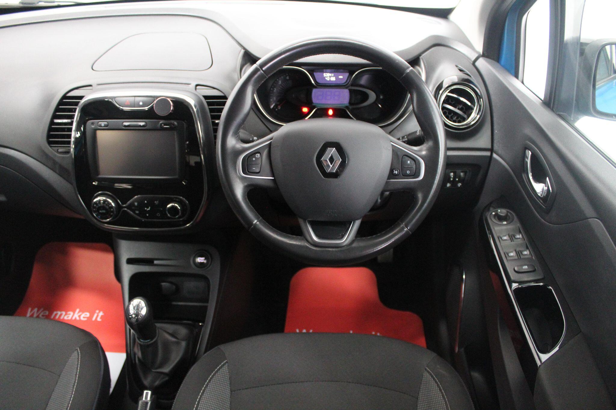 Renault Captur view 42