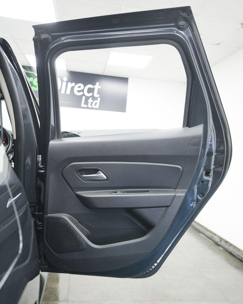 Dacia Duster view 15