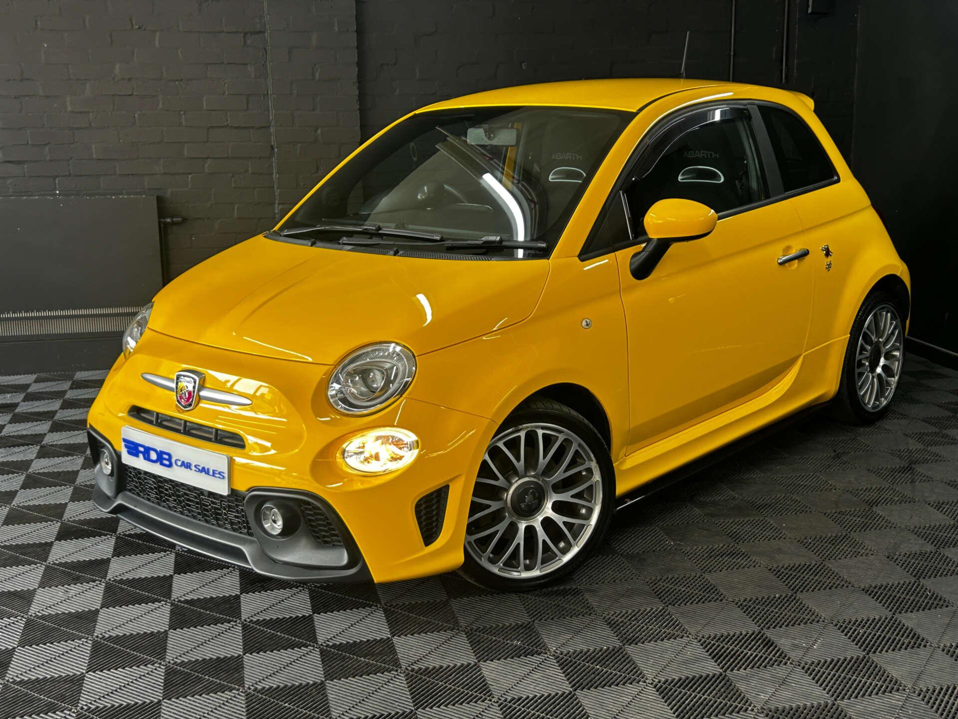 Abarth 595 main image