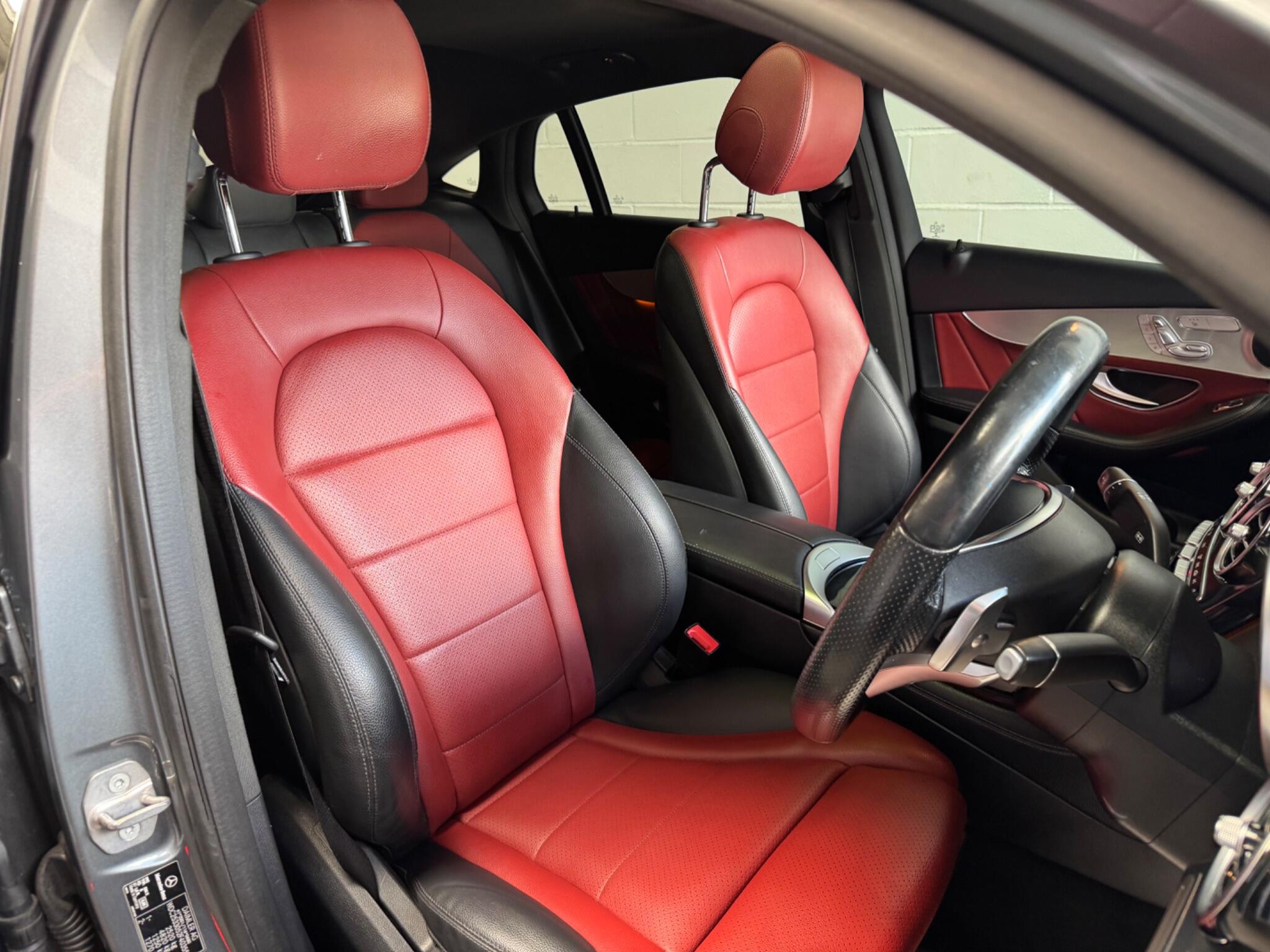Mercedes-Benz GLC view 13