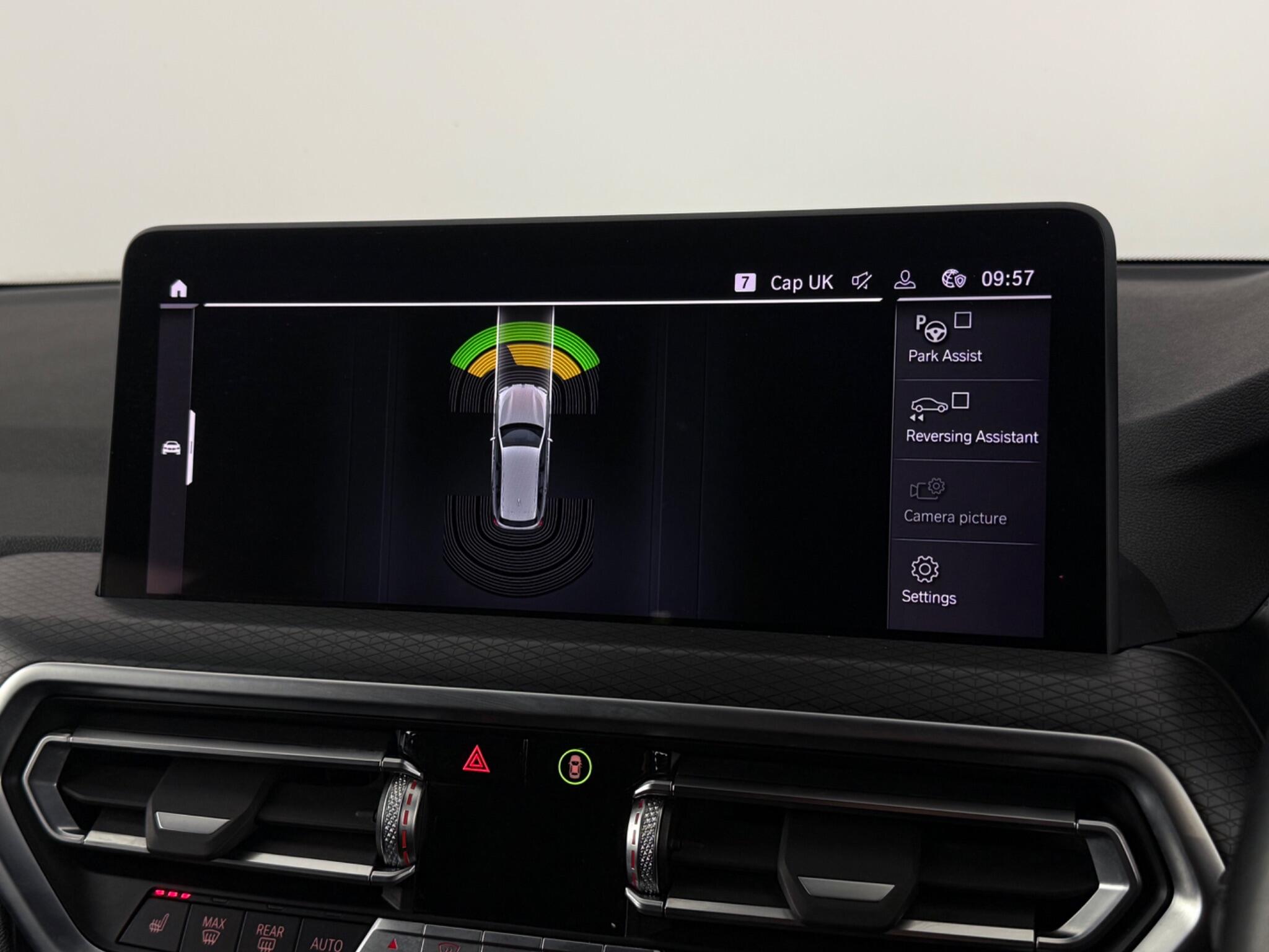 BMW X3 view 26