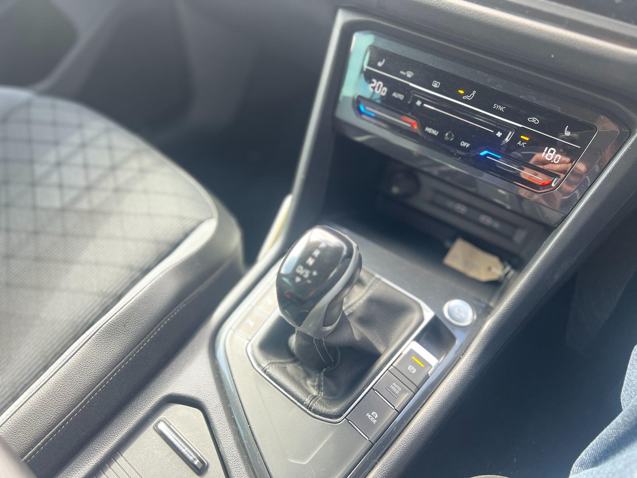 Volkswagen Tiguan view 8