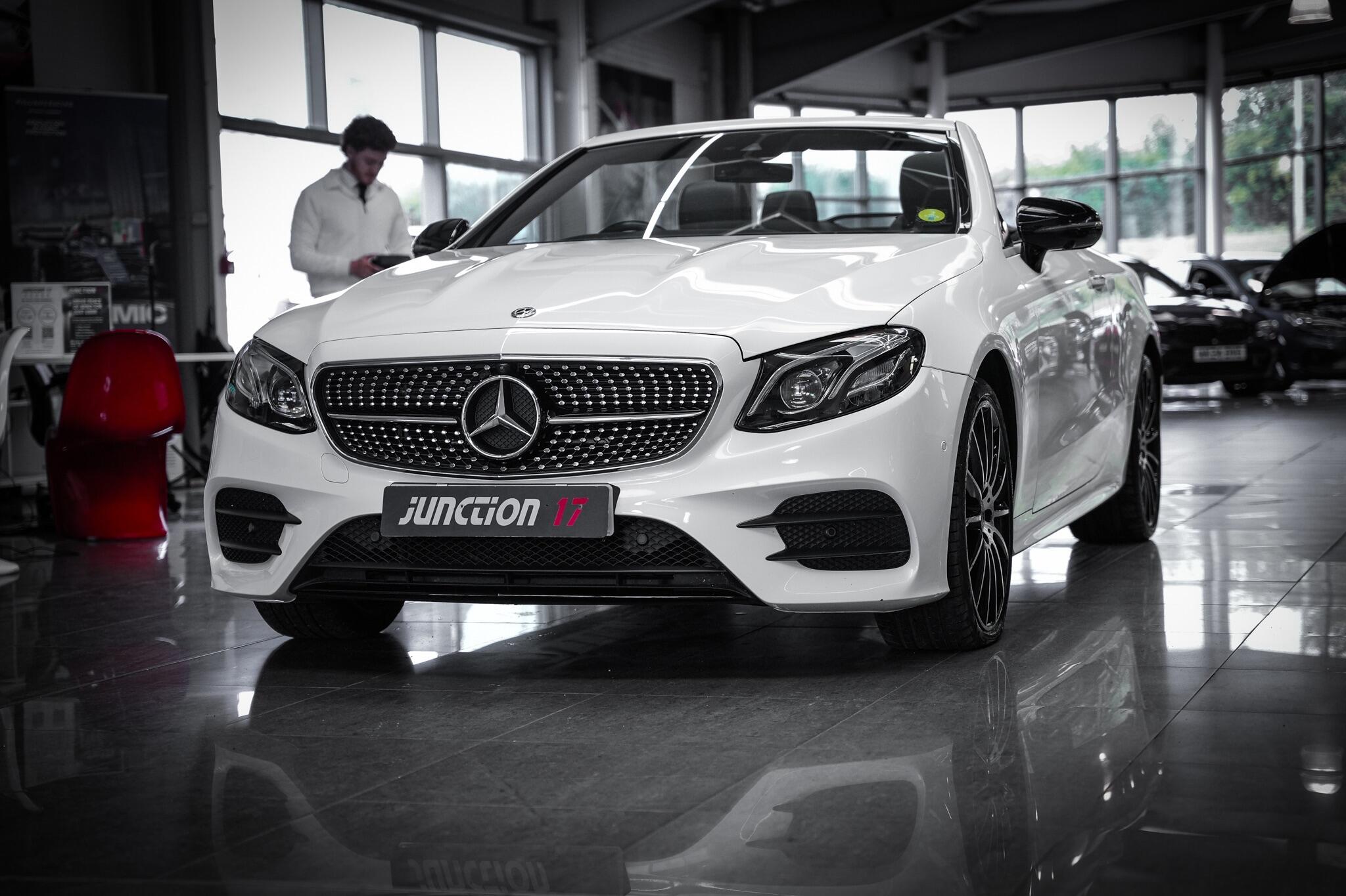 Mercedes-Benz E-Class view 12