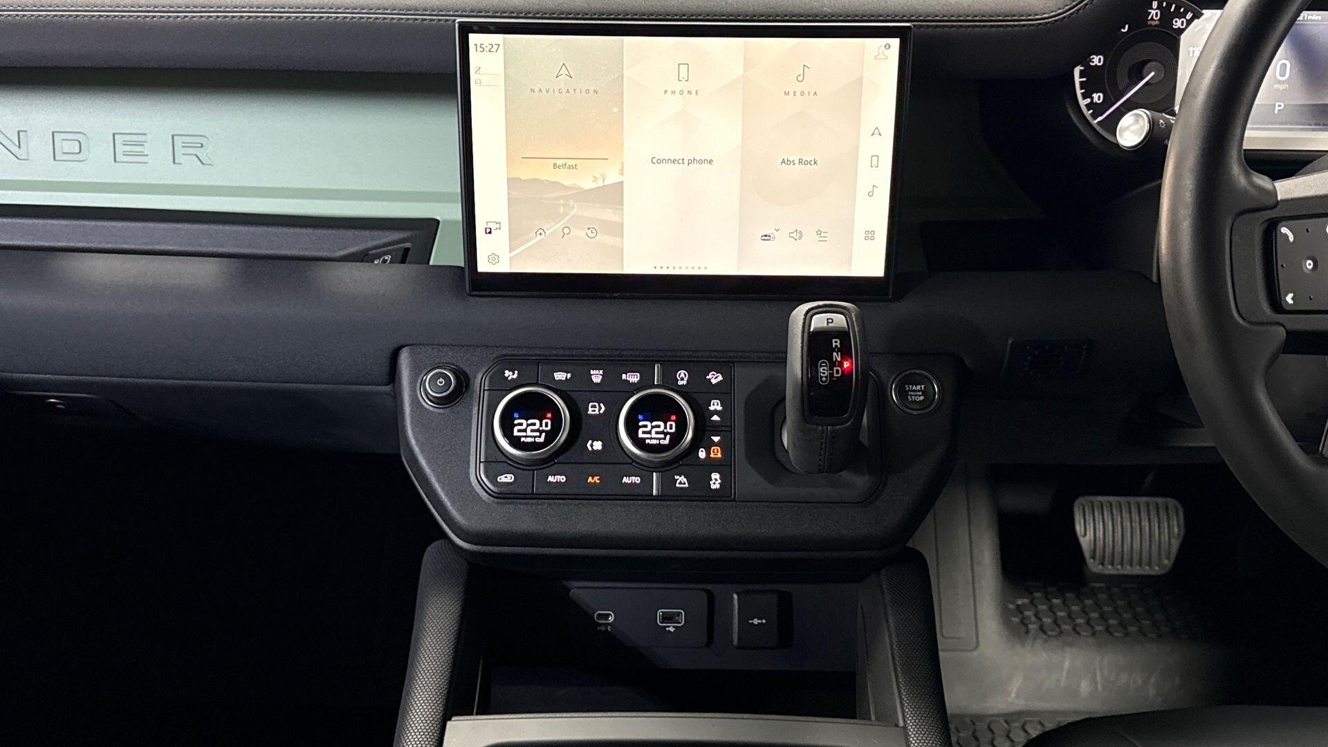 Land Rover Defender view 14