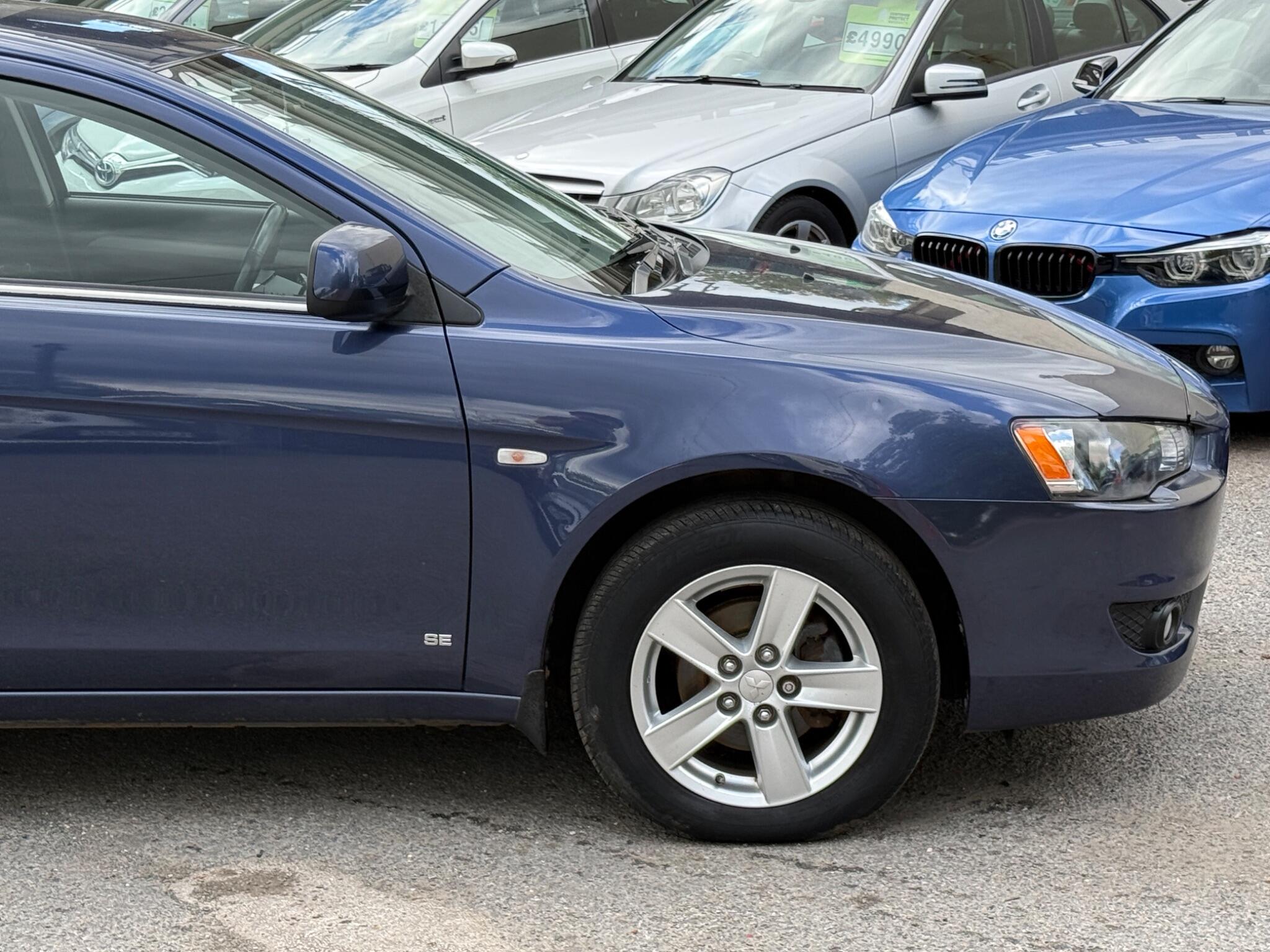 Mitsubishi Lancer - Image 20
