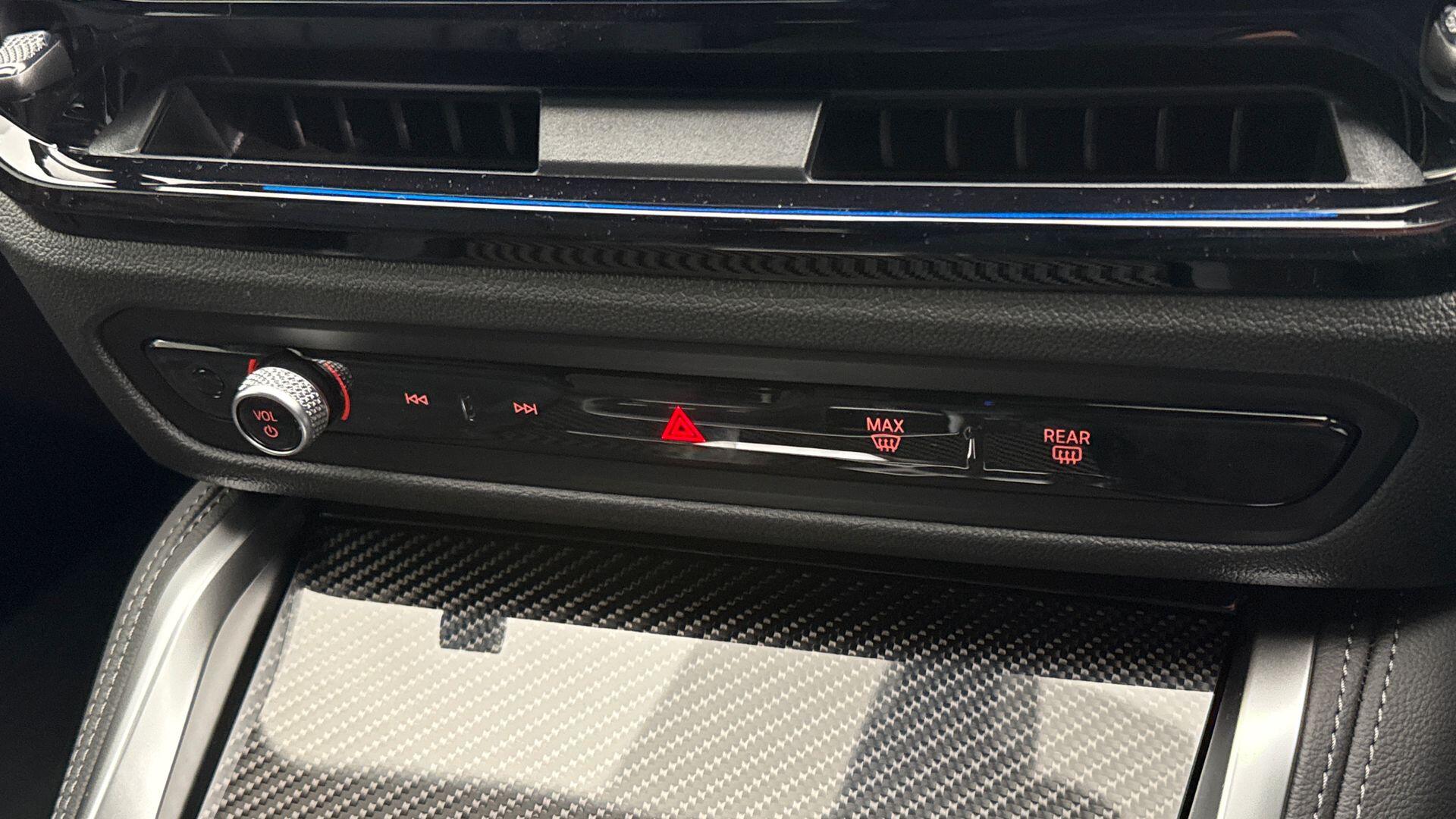 BMW i4 view 26