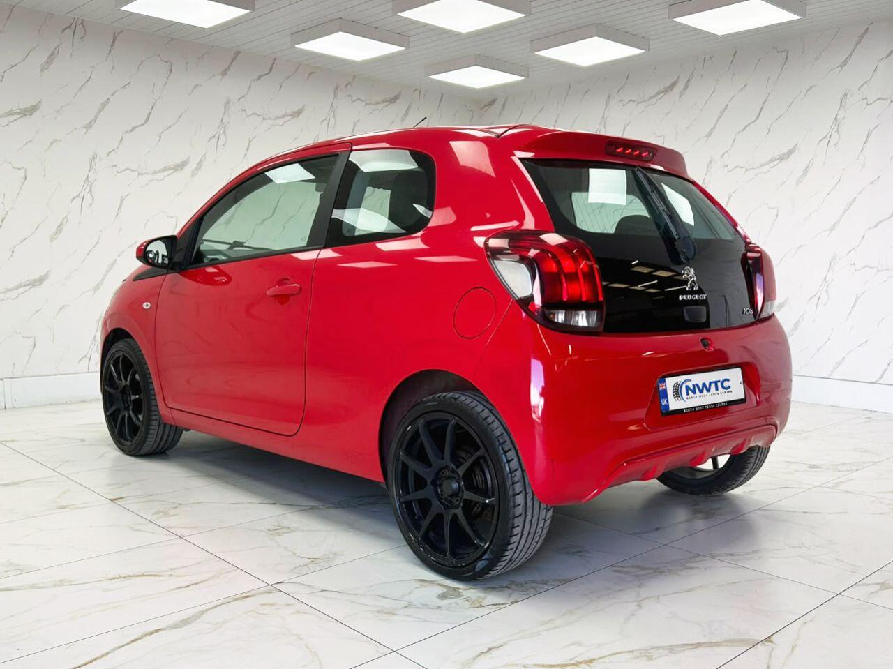 Peugeot 108 view 8