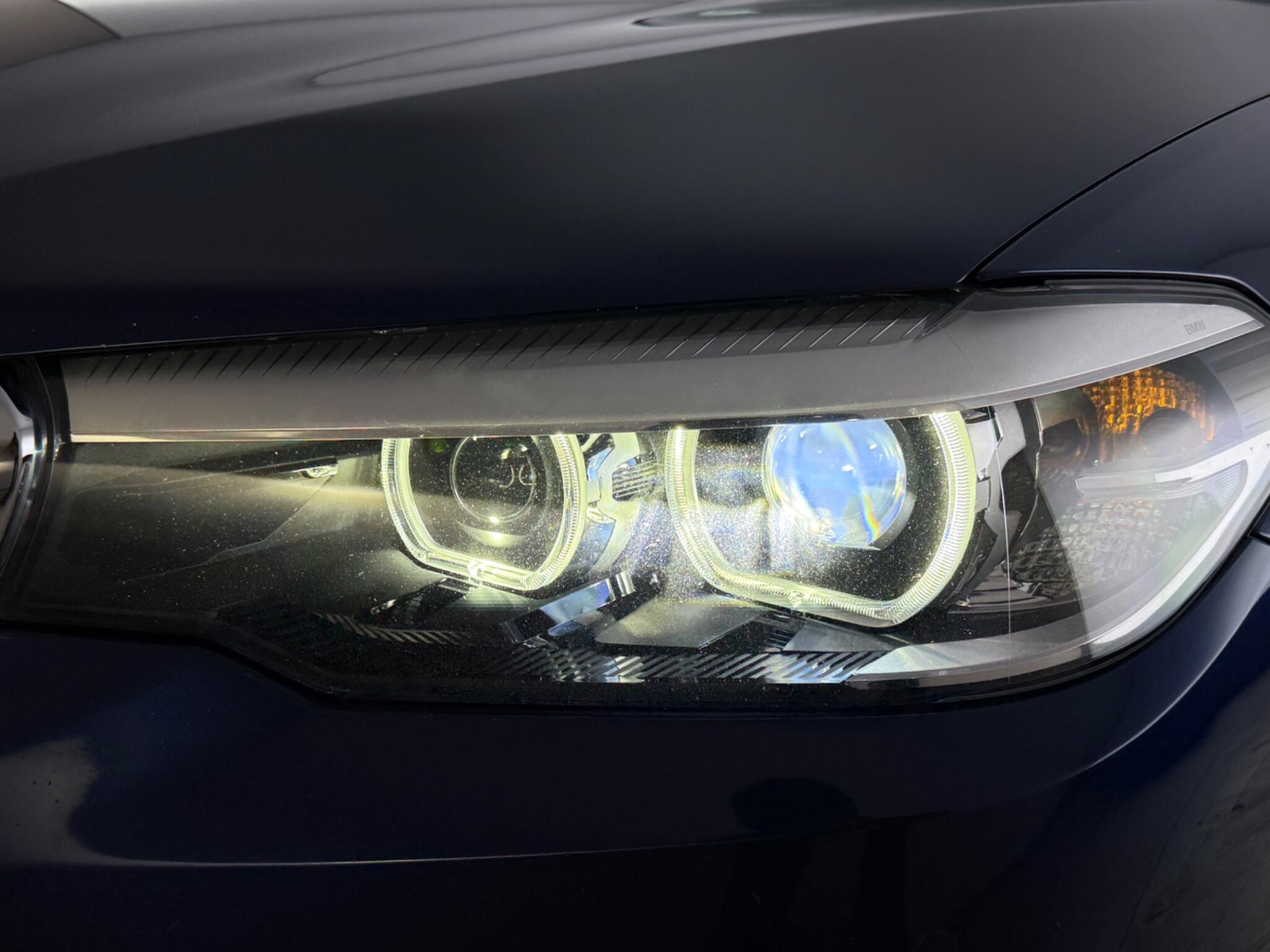 BMW 5 Series view 12