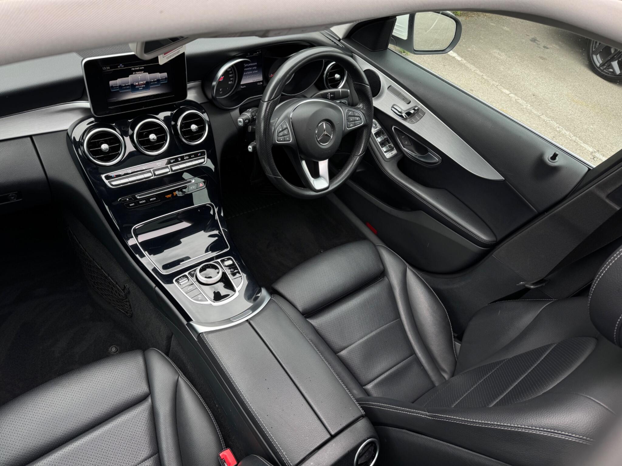 Mercedes-Benz C-Class view 20