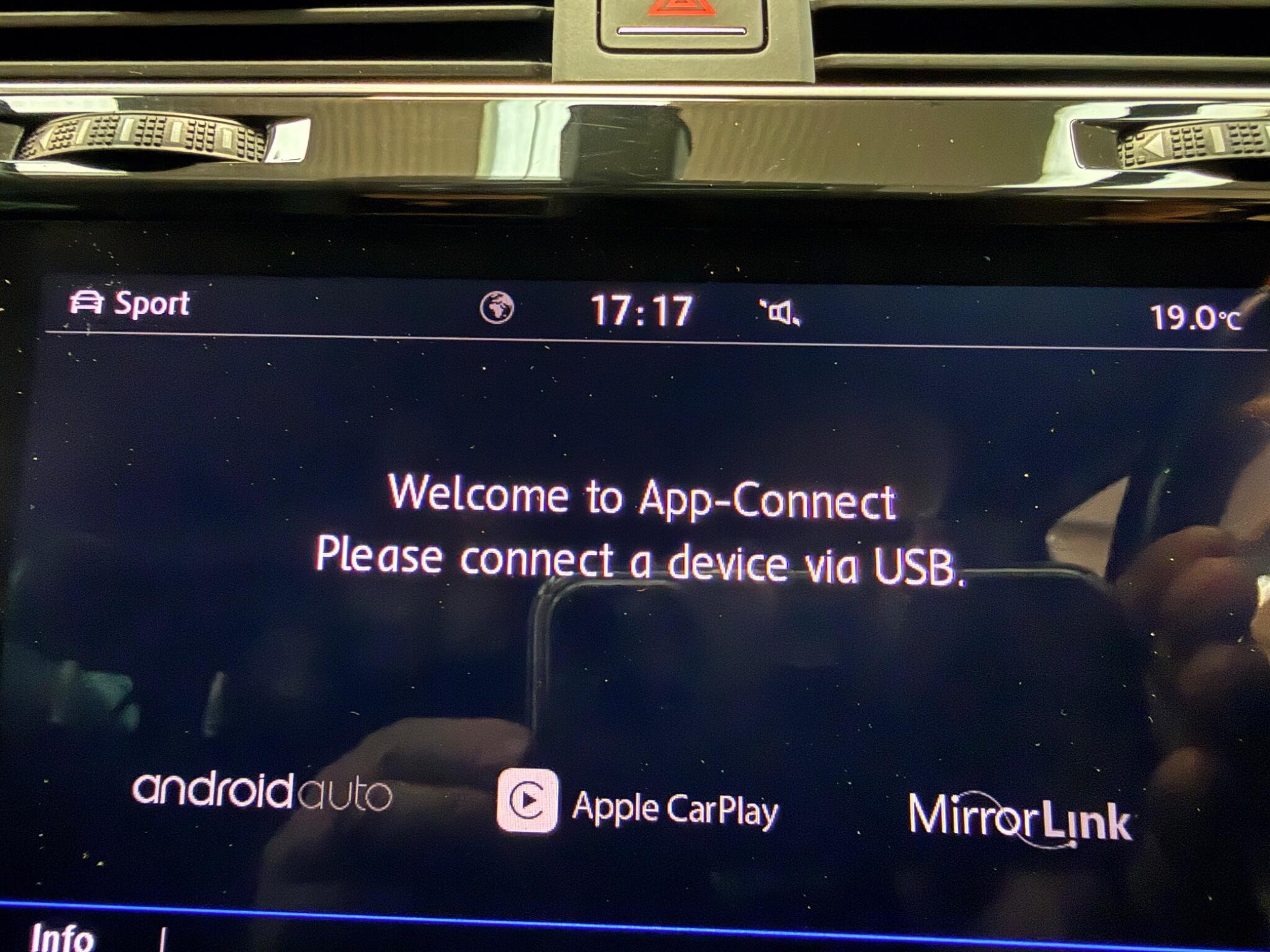 Volkswagen Golf view 22