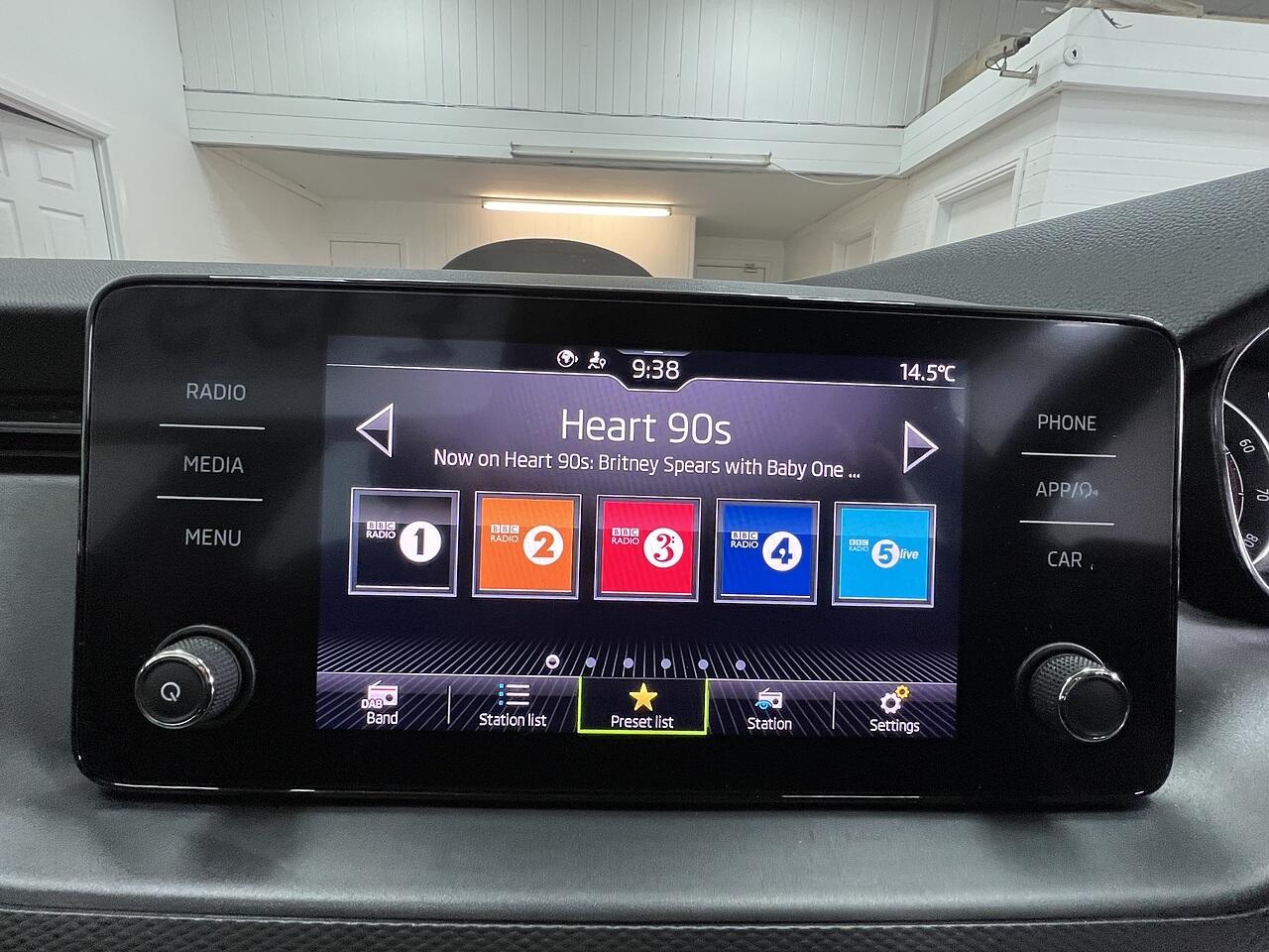 Skoda Scala view 10