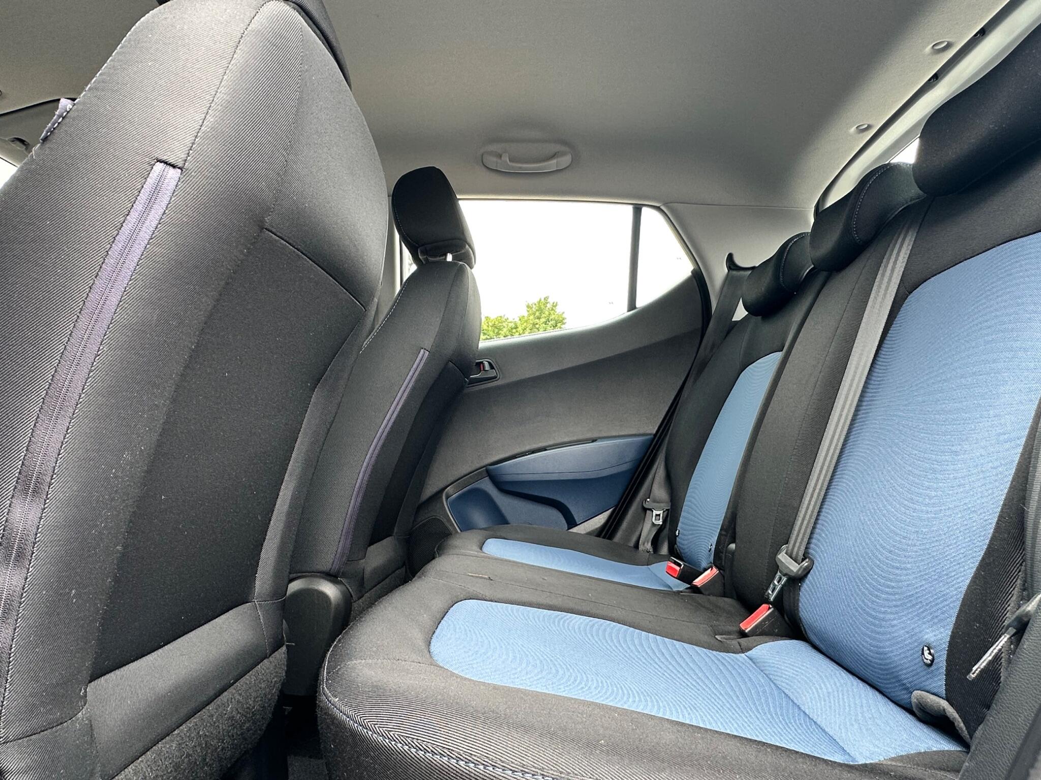 Hyundai I10 view 25