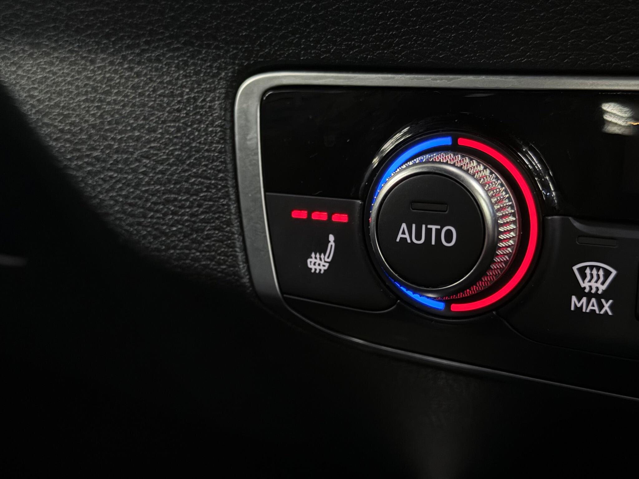 Audi Q2 view 22